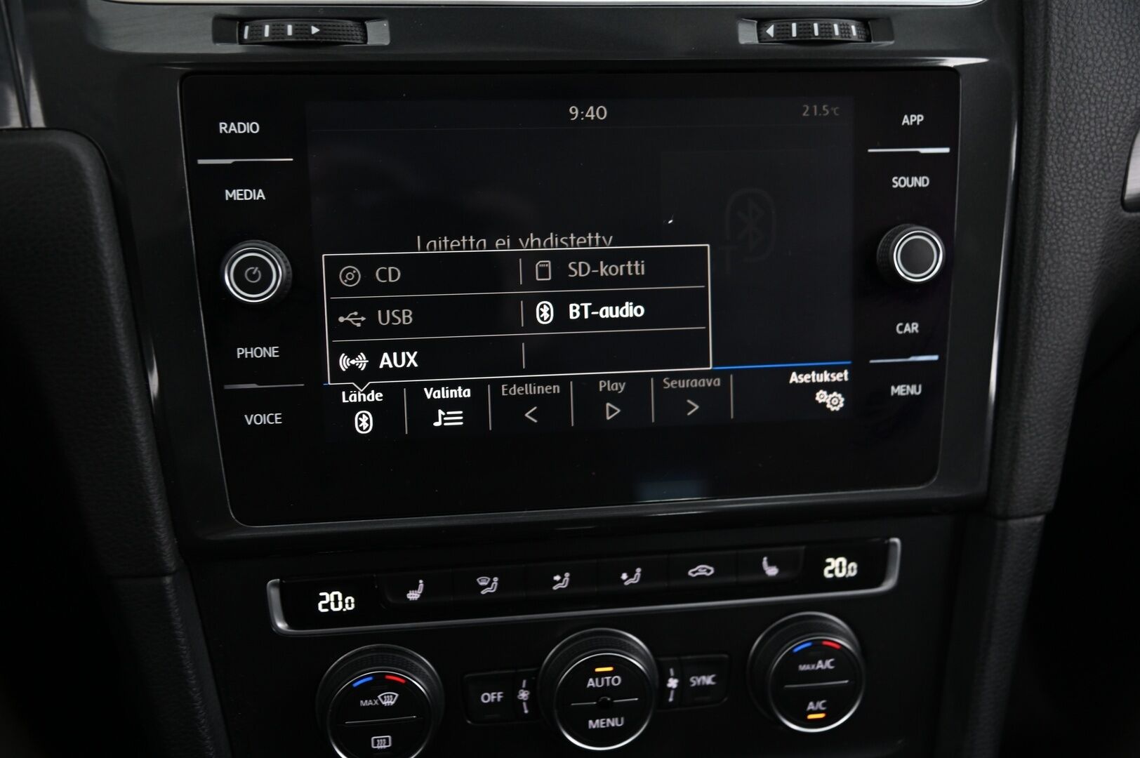 Volkswagen Golf 2018 Variant Comfortline 1,0 TSI 81 kW (110 hv) DSG-automaatti *ACC/  Kamera/  Appconnect/  Lohko* - Autossa 2x hyvät renkaat vanteineen, tutkat eteen ja taakse sekä juuri tehty määräaikashuolto + jakopää
