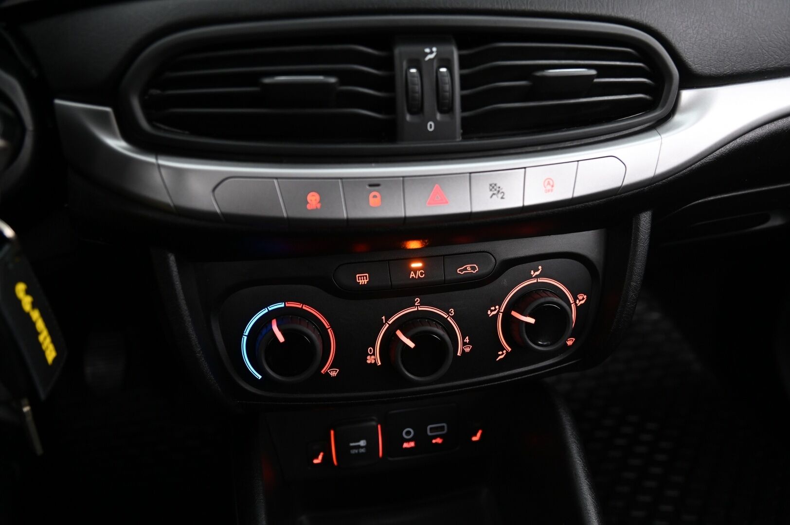 Fiat Tipo 2018 STW 1,4 T-jet 120hv Pop *Lohko / Vakkari / Bluetooth / Lisävalo* - *Suomi-auto / juuri saapunut / Siisti*