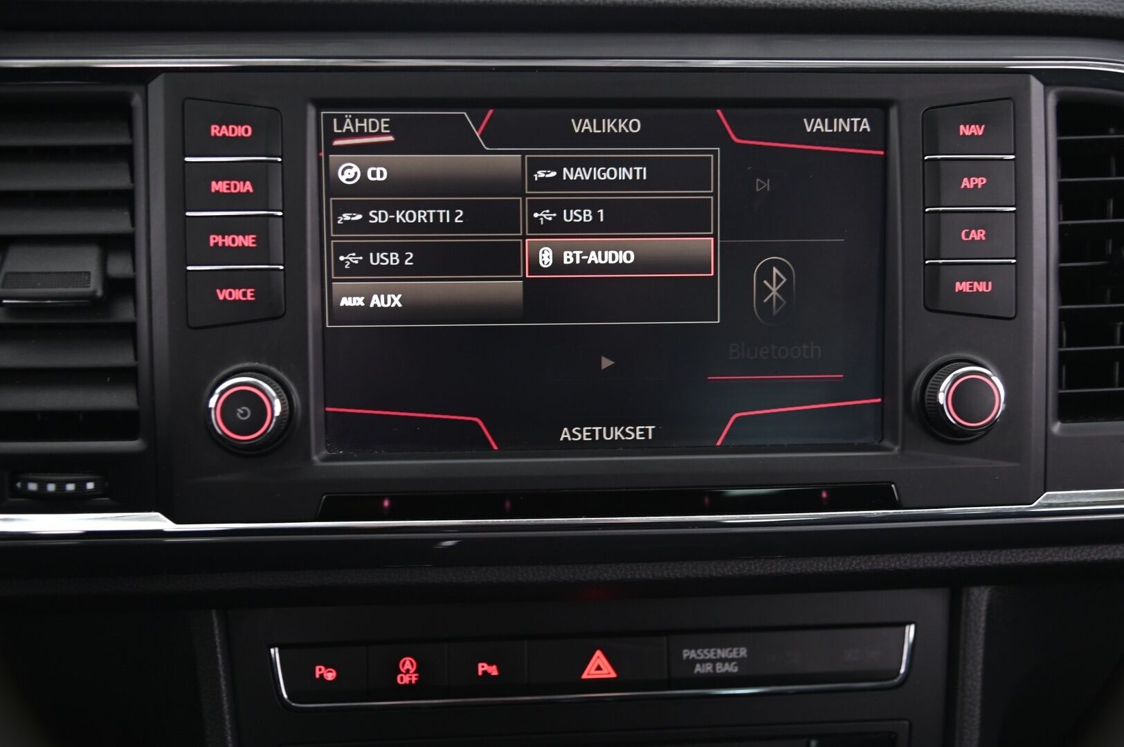 Seat Ateca 2017 1,4 TSI 150 ACT Style DSG / Webasto / Blis / Koukku / Adapti. vakkari / Kaistavahti /