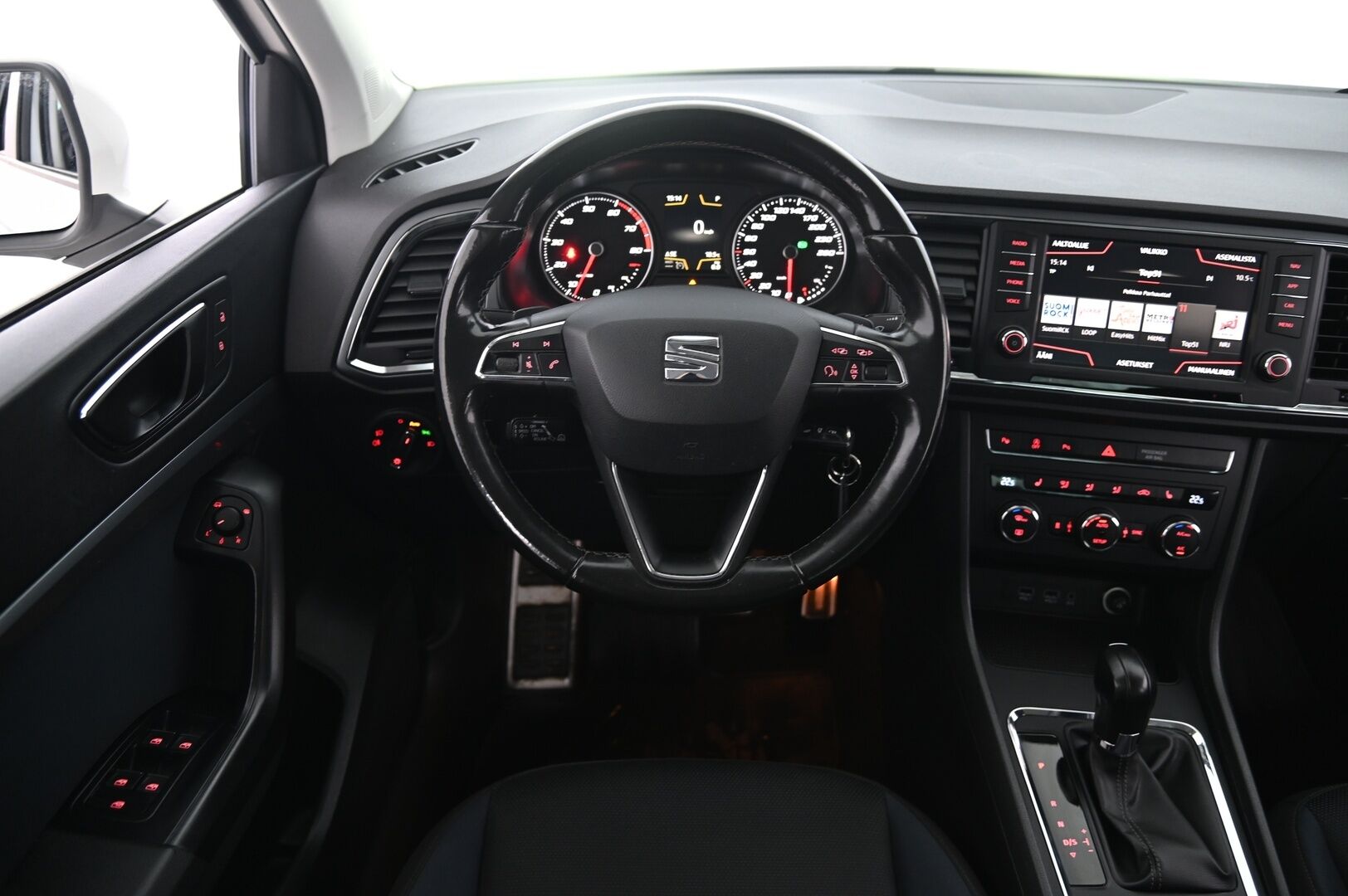 Seat Ateca 2017 1,4 TSI 150 ACT Style DSG / Webasto / Blis / Koukku / Adapti. vakkari / Kaistavahti / - *Siisti / 2x renkaat* - Osta nyt, maksa vasta ensi vuonna