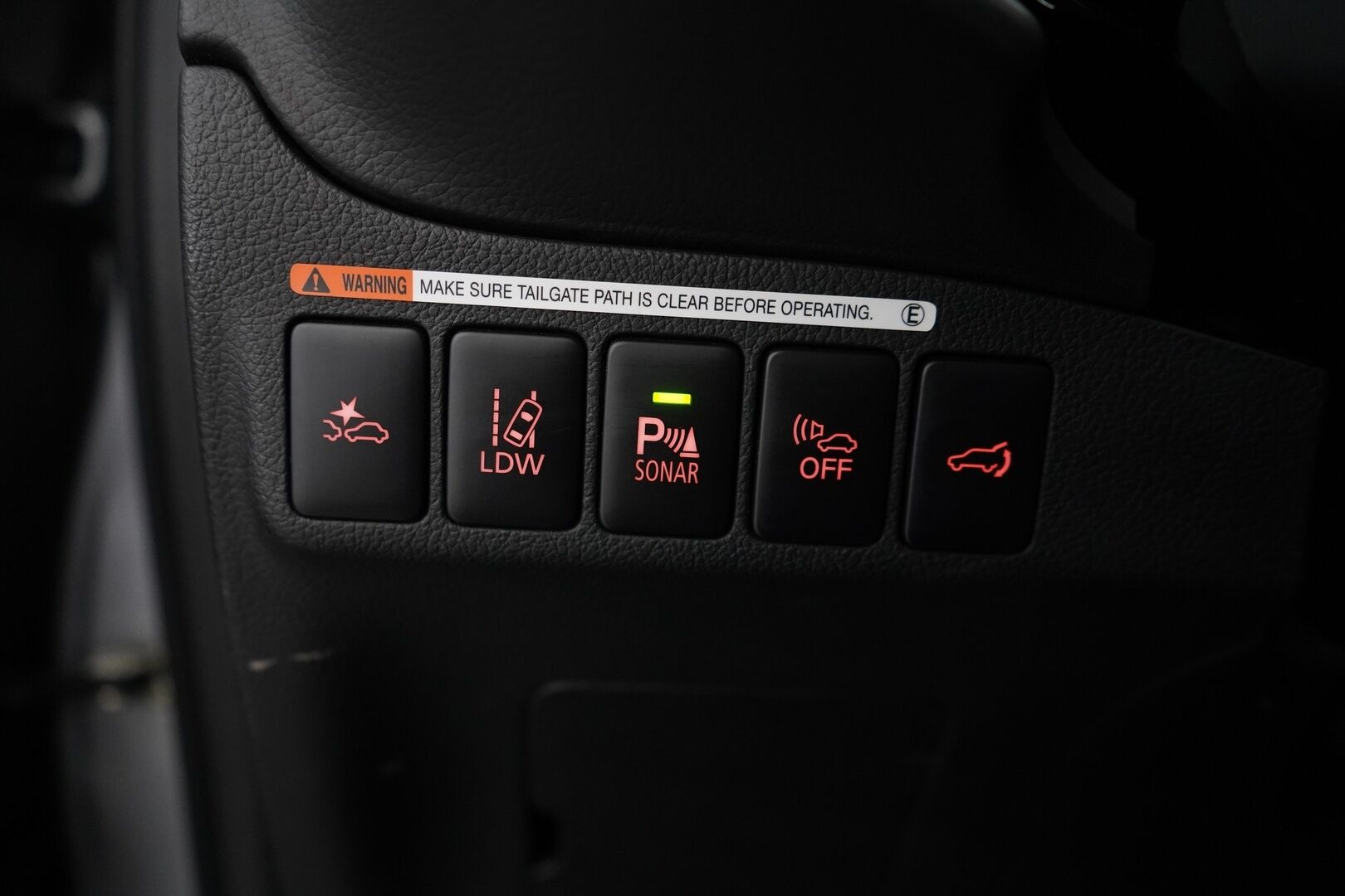 Mitsubishi Outlander PHEV 2016 Instyle Navi Business 4WD 5P * ACC / Rockford Fostage / 360° Kamera / Kattoluukku * - Kahdet renkaat alumiinivantein / Säännöllinen huoltohistoria