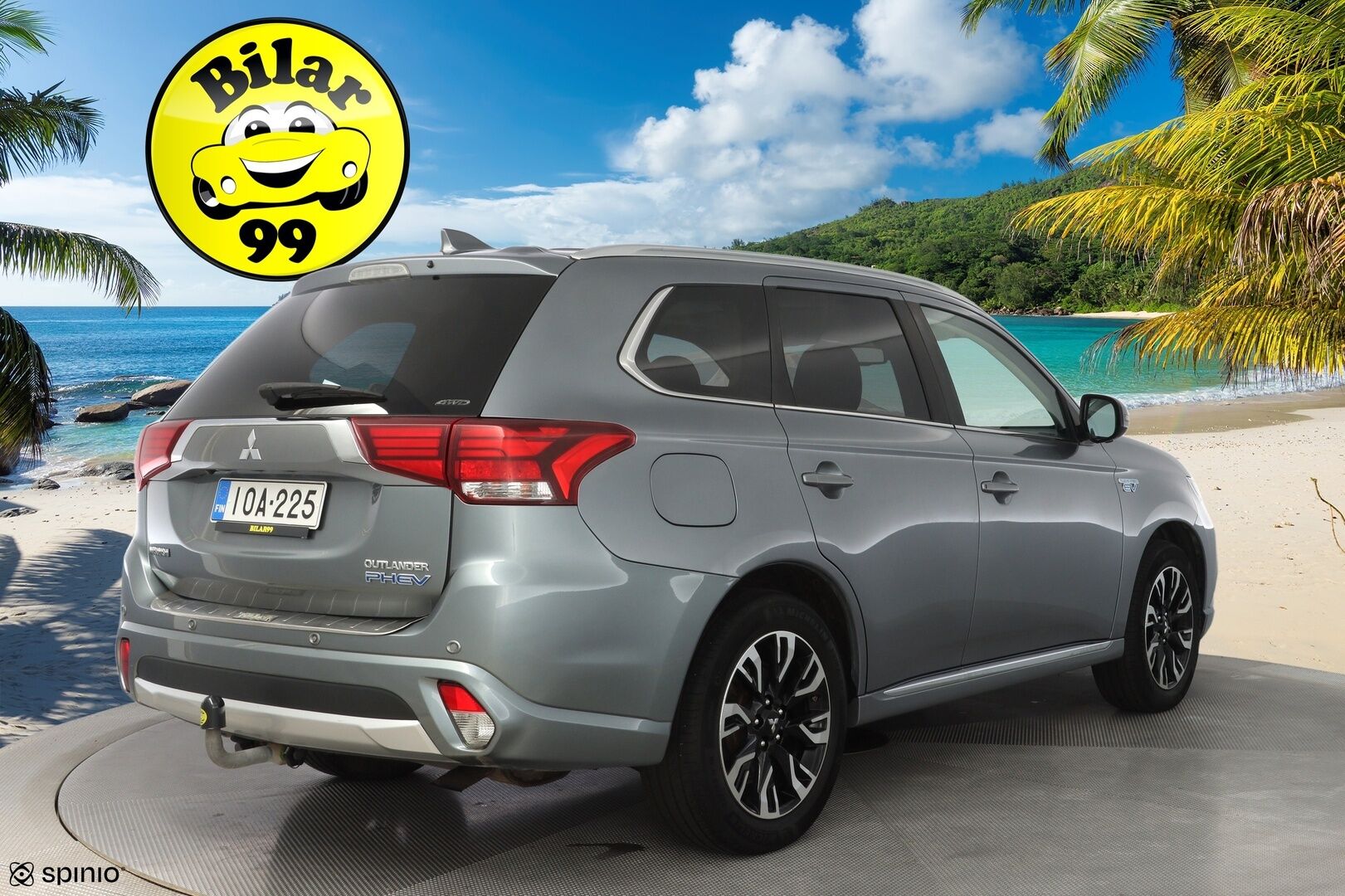 Mitsubishi Outlander PHEV 2016 Instyle Navi Business 4WD 5P * ACC / Rockford Fostage / 360° Kamera / Kattoluukku * - Kahdet renkaat alumiinivantein / Säännöllinen huoltohistoria
