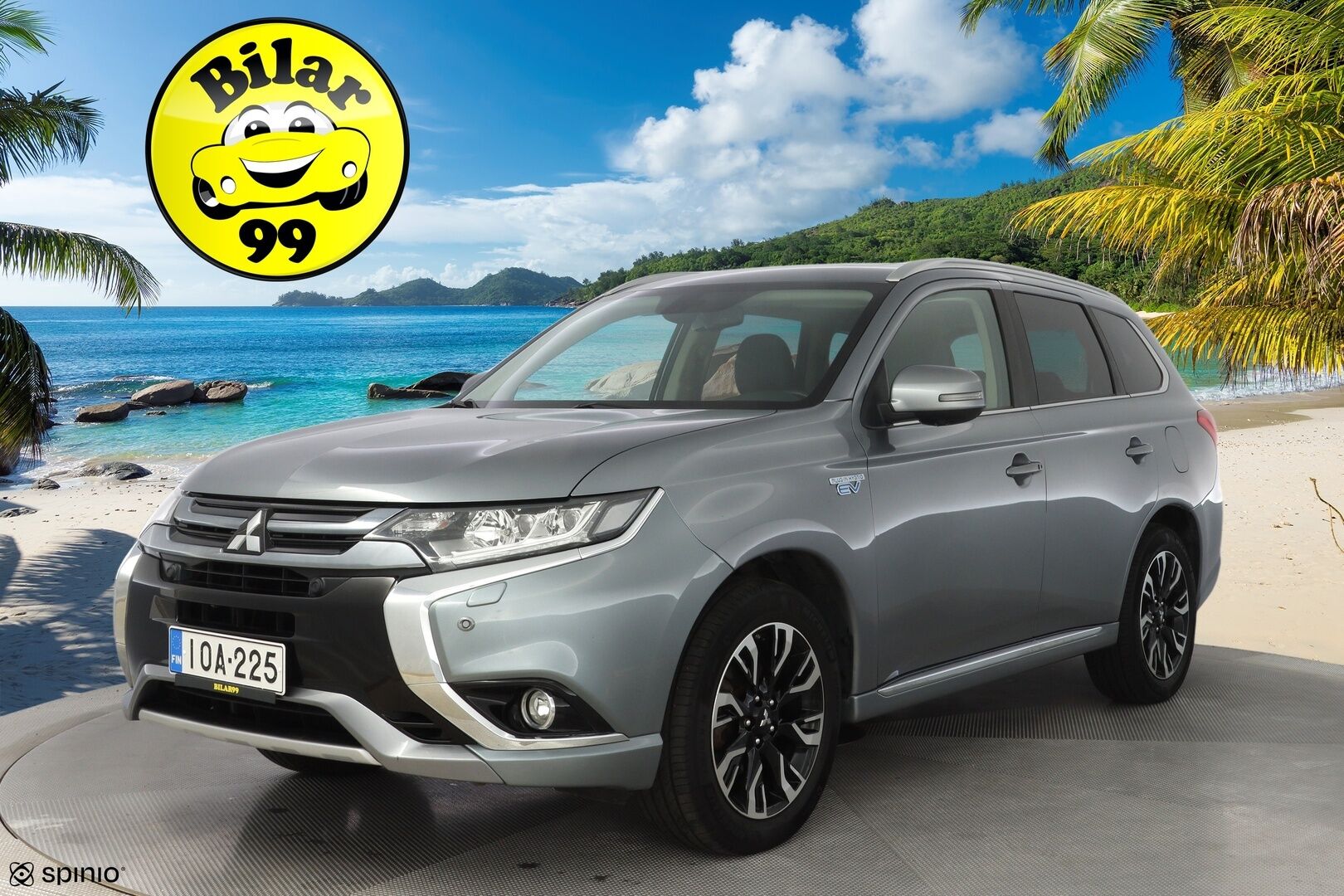 Mitsubishi Outlander PHEV 2016 Instyle Navi Business 4WD 5P * ACC / Rockford Fostage / 360° Kamera / Kattoluukku * - Kahdet renkaat alumiinivantein / Säännöllinen huoltohistoria