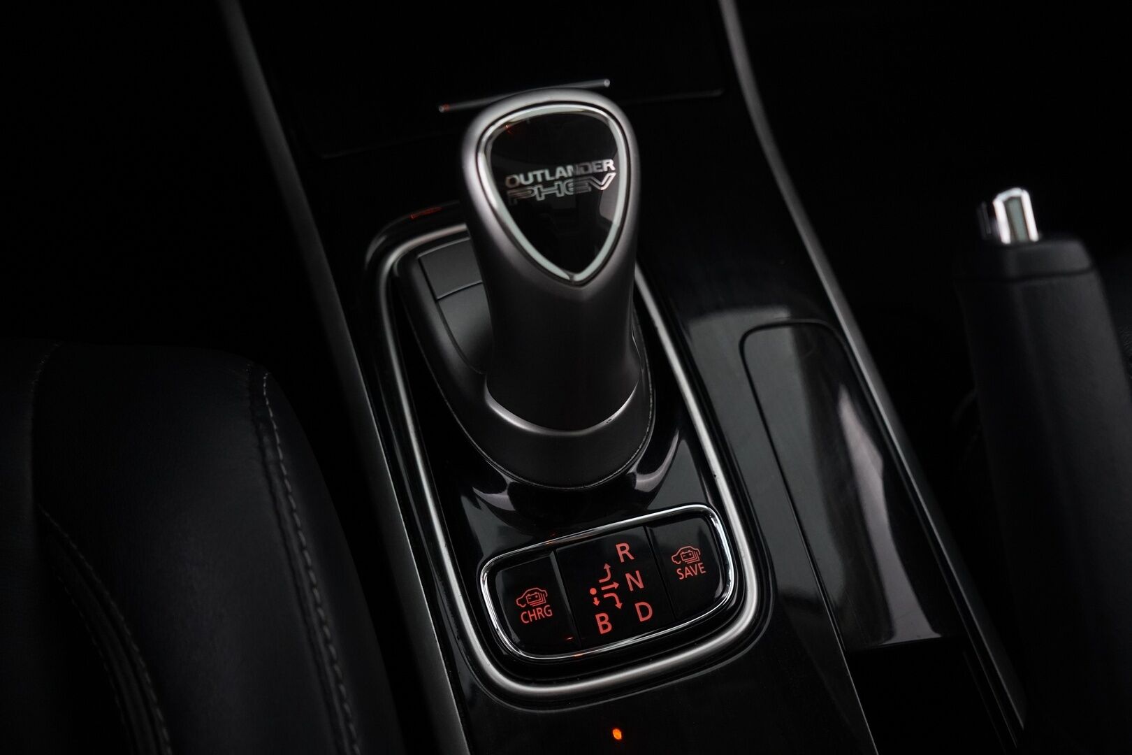 Mitsubishi Outlander PHEV 2016 Instyle Navi Business 4WD 5P * ACC / Rockford Fostage / 360° Kamera / Kattoluukku * - Kahdet renkaat alumiinivantein / Säännöllinen huoltohistoria