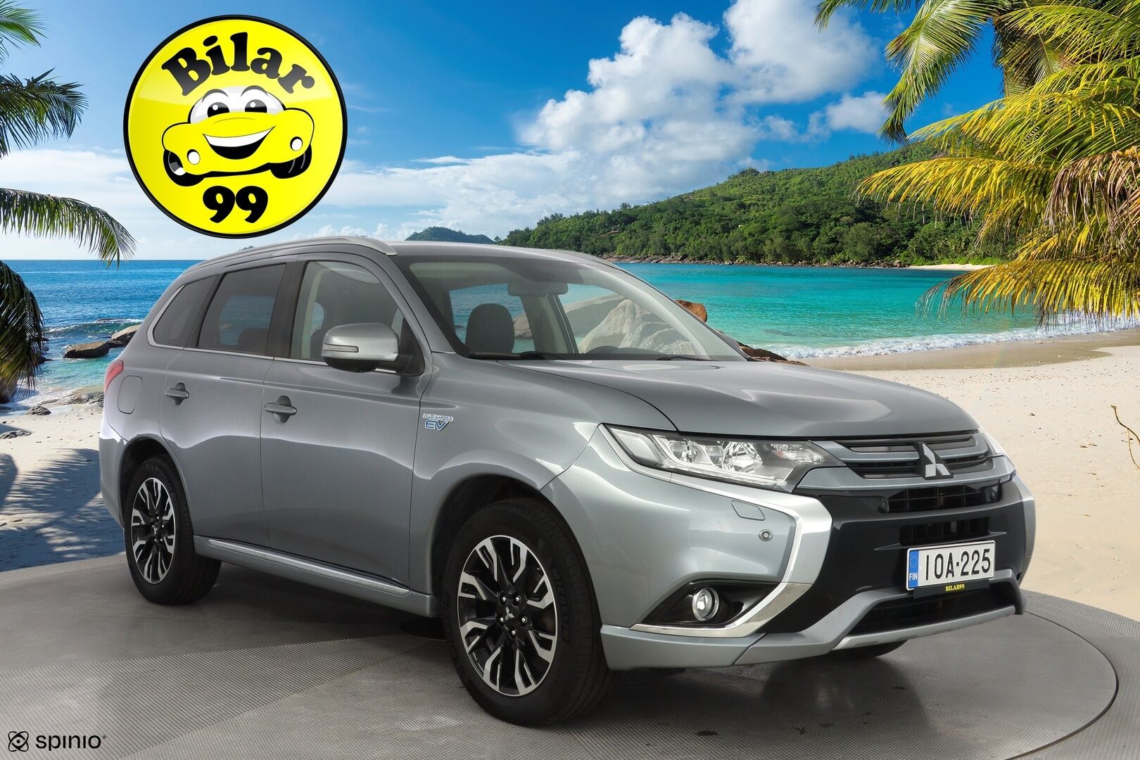 Mitsubishi Outlander PHEV 2016 Instyle Navi Business 4WD 5P * ACC / Rockford Fostage / 360° Kamera / Kattoluukku * - Kahdet renkaat alumiinivantein / Säännöllinen huoltohistoria