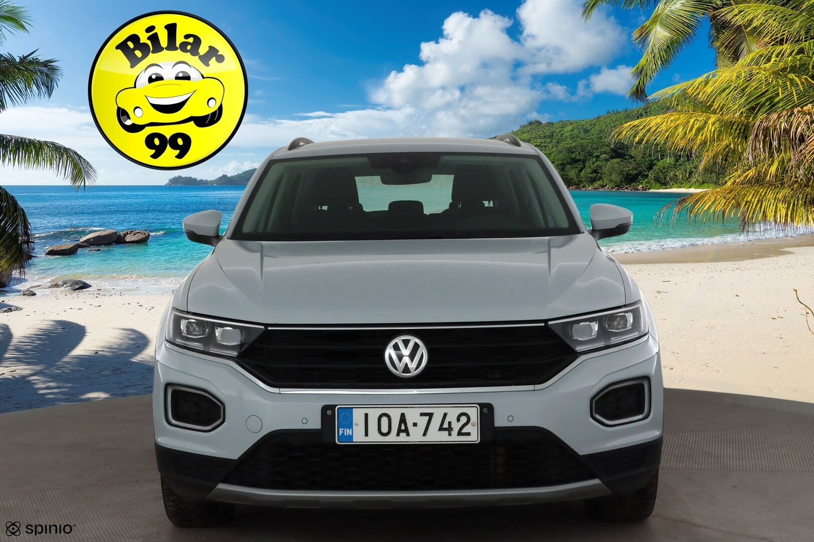 Volkswagen T-Roc 2018 Style 2,0 TDI SCR 110 kW 4MOTION DSG * ACC / P.kamera / Webasto / LED / Kaistavahti * - Suomi-auto / Kahdet renkaat aluvanteilla