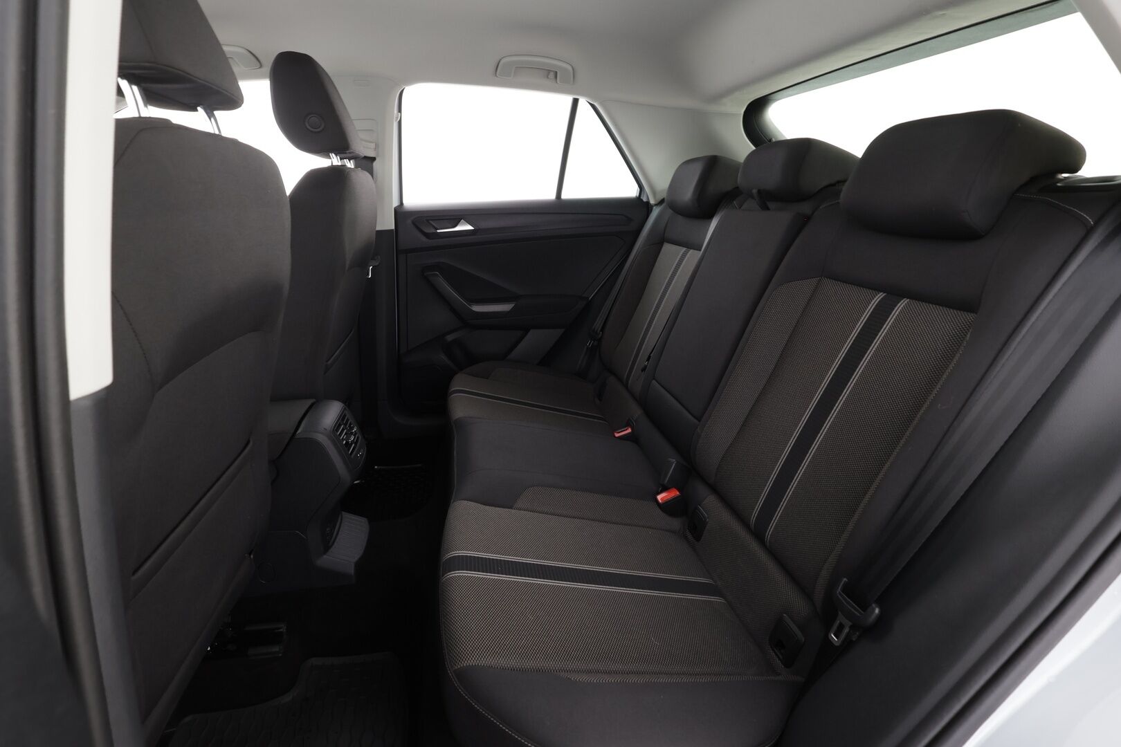 Volkswagen T-Roc 2018 Style 2,0 TDI SCR 110 kW 4MOTION DSG * ACC / P.kamera / Webasto / LED / Kaistavahti * - Suomi-auto / Kahdet renkaat aluvanteilla - HULLUT AVAJAISHULINAT KORKOTARJOUS 3,29 %