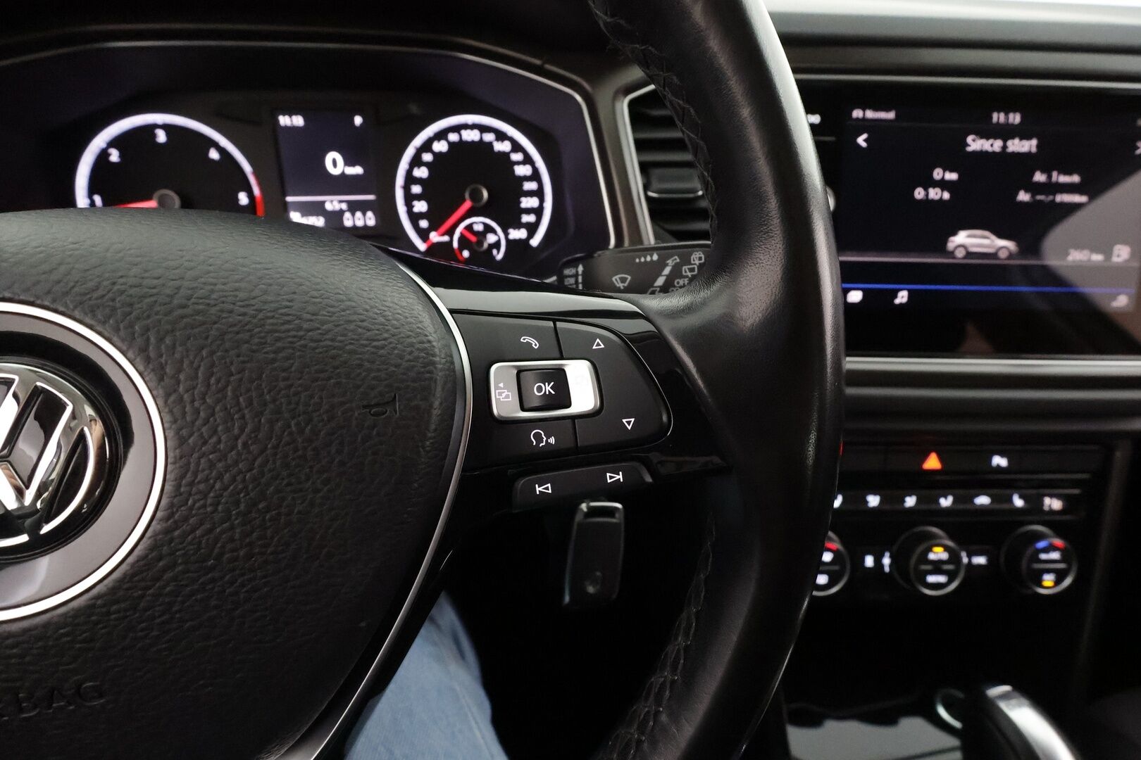 Volkswagen T-Roc 2018 Style 2,0 TDI SCR 110 kW 4MOTION DSG * ACC / P.kamera / Webasto / LED / Kaistavahti * - Suomi-auto / Kahdet renkaat aluvanteilla - HULLUT AVAJAISHULINAT KORKOTARJOUS 3,29 %