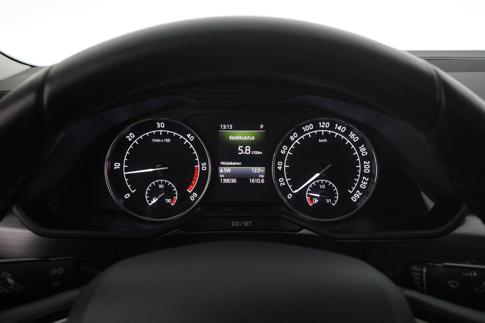 Skoda Superb 2018 2,0 TDI 190 4x4 Style BusinessLine DSG Autom. * ACC / Webasto / Canton / Xenon / Muistipenkki / P.tutkat  * - Merkkihuollettu / Suomi-auto / Kahdet Renkaat