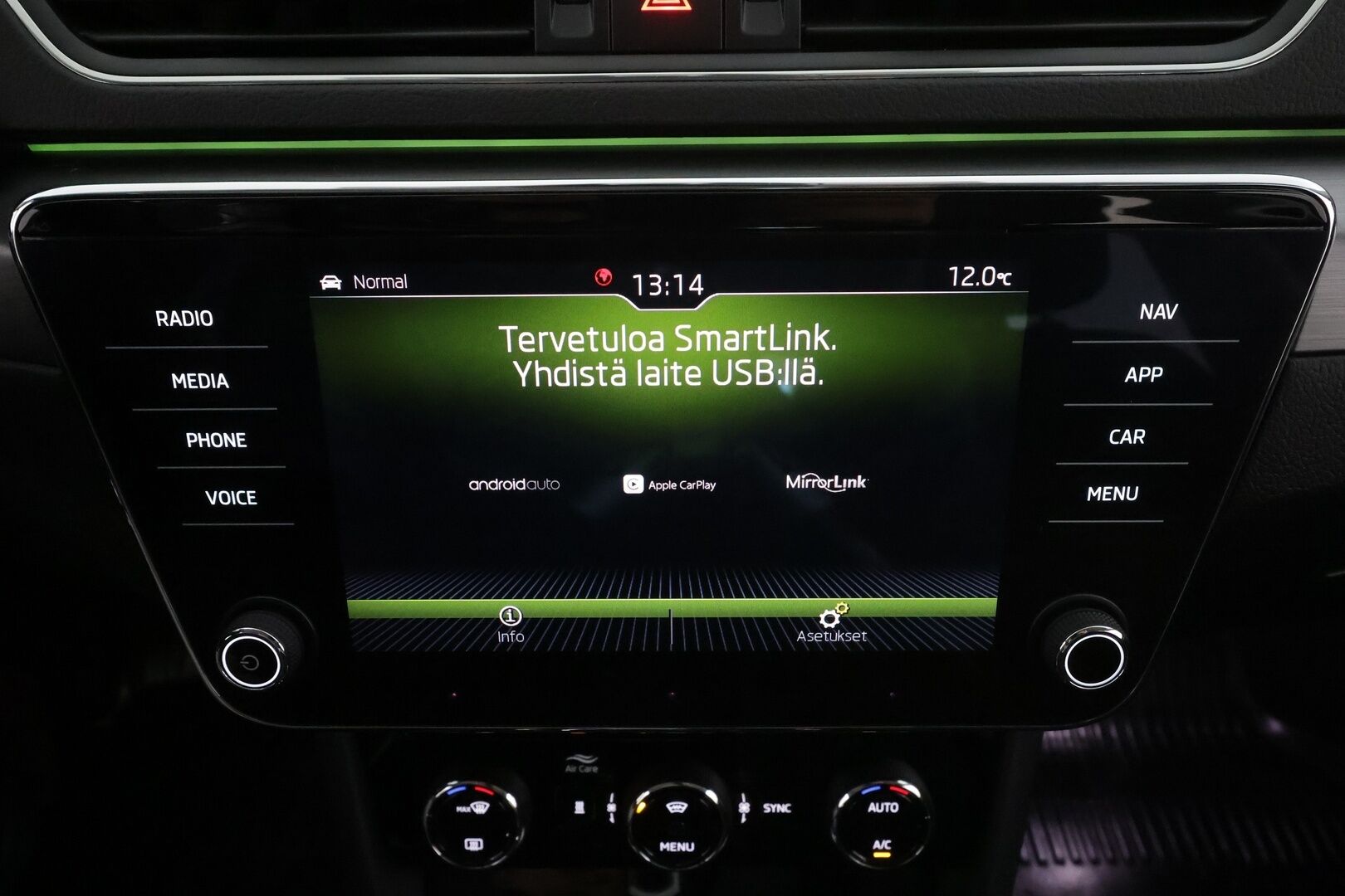 Skoda Superb 2018 2,0 TDI 190 4x4 Style BusinessLine DSG Autom. * Webasto / Adapt.Vakkari / Canton / Muistipenkki / Xenon / Peruutustutkat - Merkkihuollettu / Suomi-auto / Kahdet Renkaat - HULLUT AVAJAISHULINAT KORKOTARJOUS 3,29 %