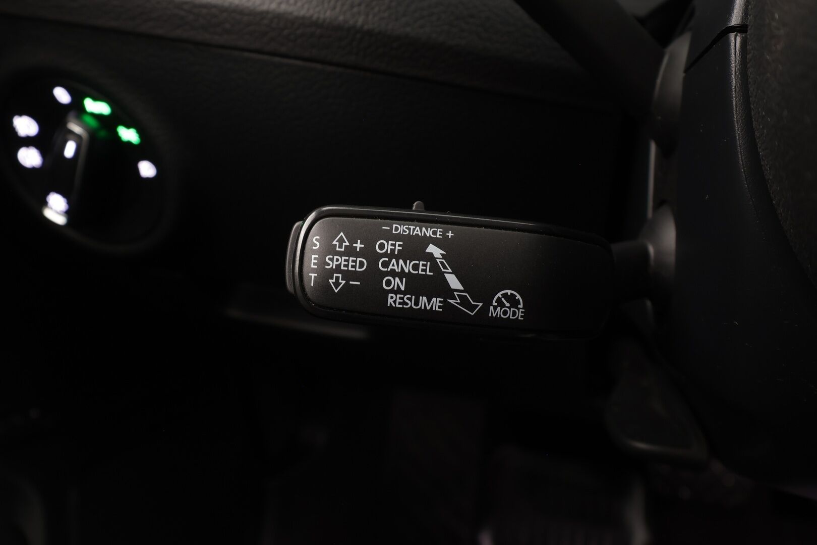 Skoda Superb 2018 2,0 TDI 190 4x4 Style BusinessLine DSG Autom. * ACC / Webasto / Canton / Xenon / Muistipenkki / P.tutkat  * - Merkkihuollettu / Suomi-auto / Kahdet Renkaat