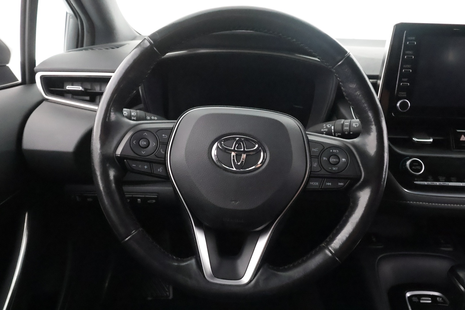 Toyota Corolla 2020 Touring Sports 1,8 Hybrid Active Edition - | ACC | LED | P.Kamera | Kaistavahti | Navi | Keyless | Suomi-auto | Kahdet renkaat |