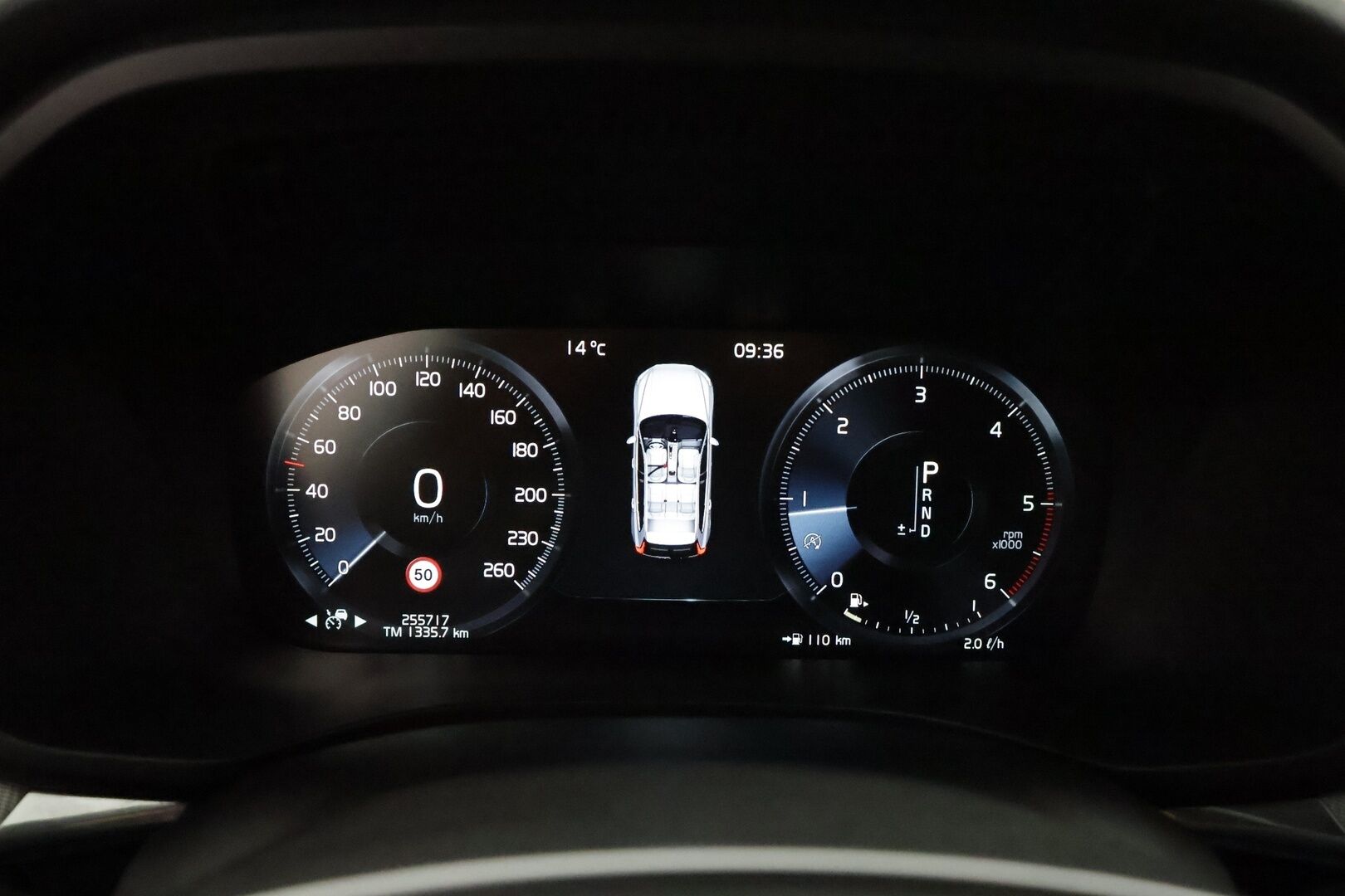 Volvo XC60 2018 D4 AWD R-Design aut (B) *ACC / 360° / Muistipenkki / Full LED / Webasto / Navi / Koukku / Sporttipenkit / BLIS* - Suomi-auto / Kahdet renkaat aluvanteilla