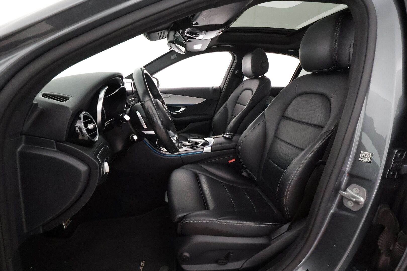 Mercedes-Benz C 2018 220 d A AMG Premium Edition - Webasto / Burmester / Panorama / LED High Performance / Nahkasisusta / Comand Navi / Tulossa Tampereelle!