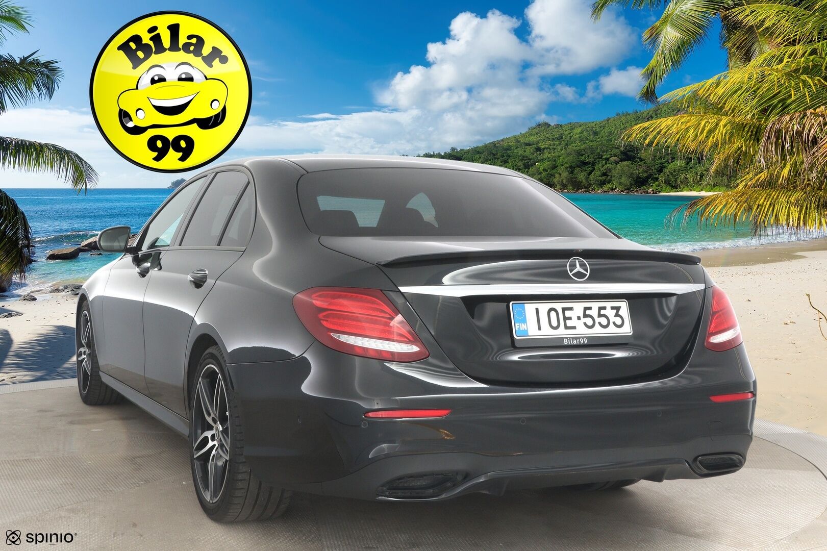 Mercedes-Benz E 2017 220 d AMG Sedan  **Kamera / Kattoluukku / Nahka-Alcantra / Ambient- valot** - Kahdet hyvät renkaat ja hyvä huoltohistoria / Lohko sisähaaralla / Navigointi