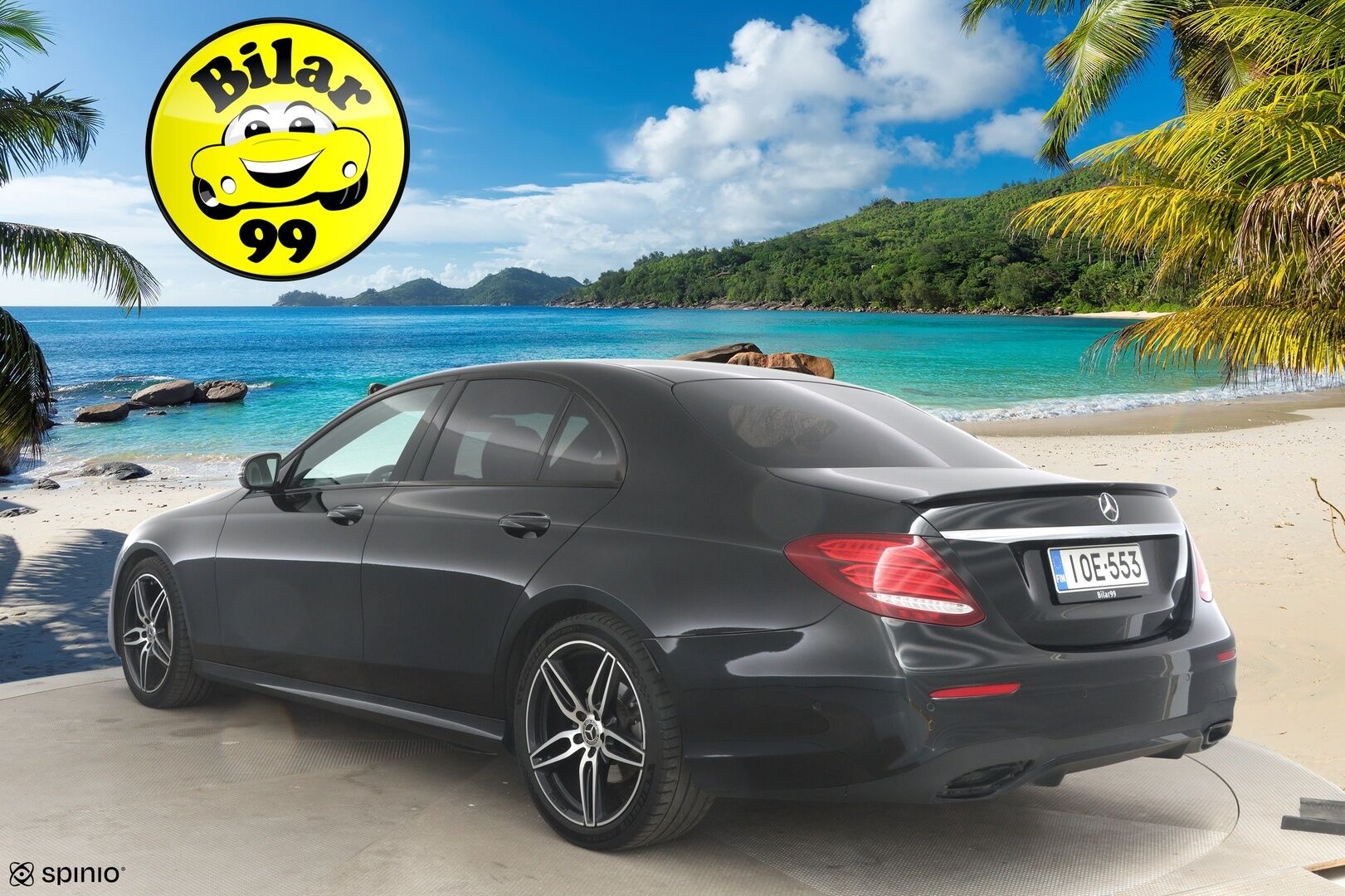 Mercedes-Benz E 2017 220 d AMG Sedan  **Kamera / Kattoluukku / Nahka-Alcantra / Ambient- valot** - Kahdet hyvät renkaat ja hyvä huoltohistoria / Lohko sisähaaralla / Navigointi