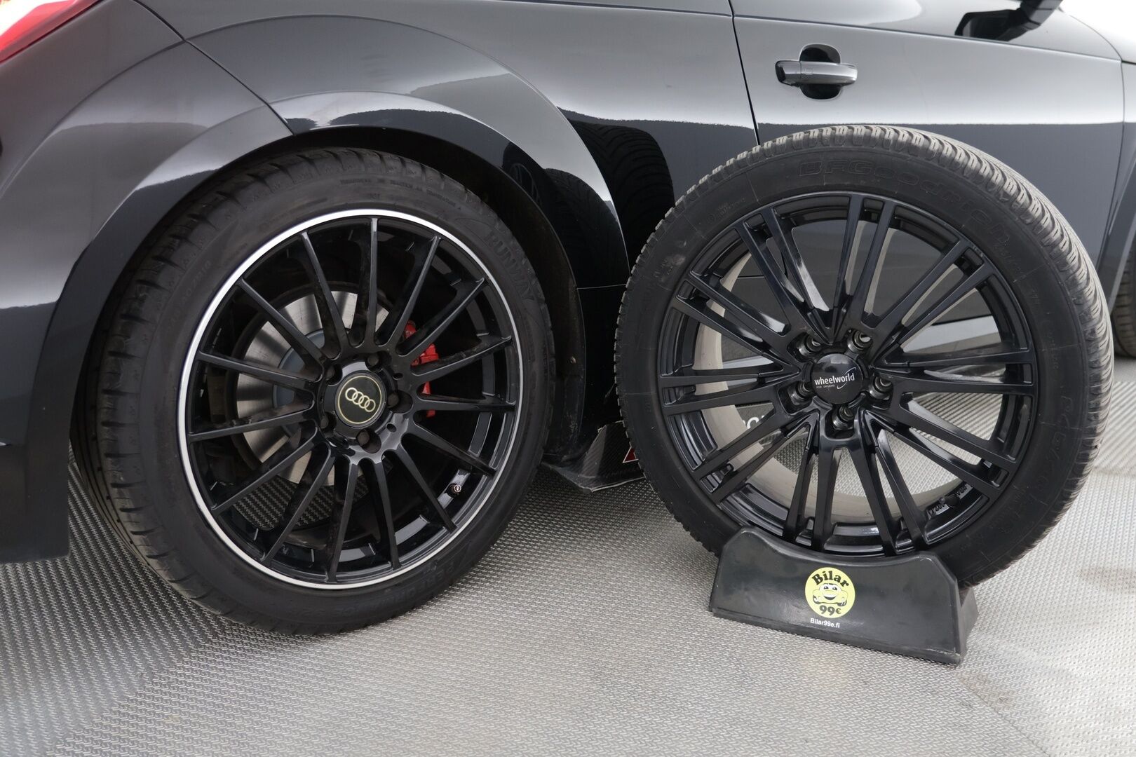 Audi TT 2018 Coupé 1,8 TFSI 132 kW S tronic / Tähtikatto / RS-Look / Custom-ratti / Vakkari - Siisti yksilö! / Hyvin huollettu - HULLUT AVAJAISHULINAT KORKOTARJOUS 3,29 %