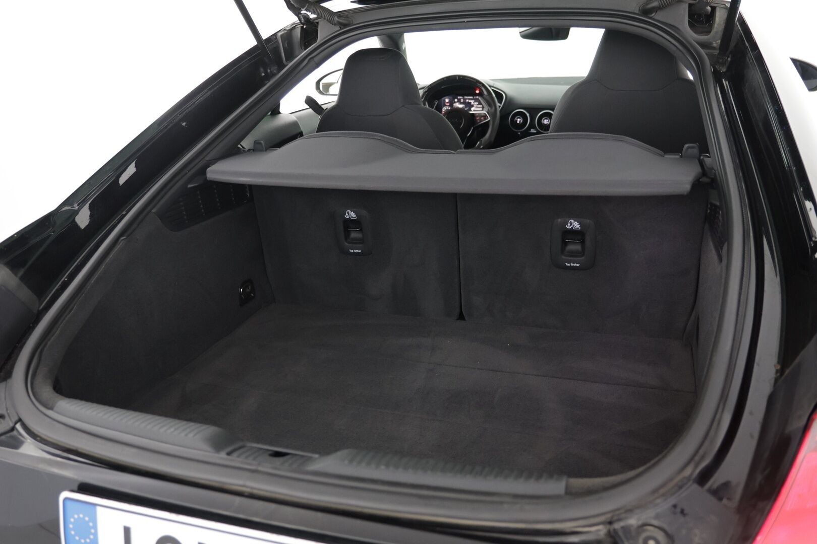 Audi TT 2018 Coupé 1,8 TFSI 132 kW S tronic / Tähtikatto / RS-Look / Custom-ratti / Vakkari - Siisti yksilö! / Hyvin huollettu - HULLUT AVAJAISHULINAT KORKOTARJOUS 3,29 %