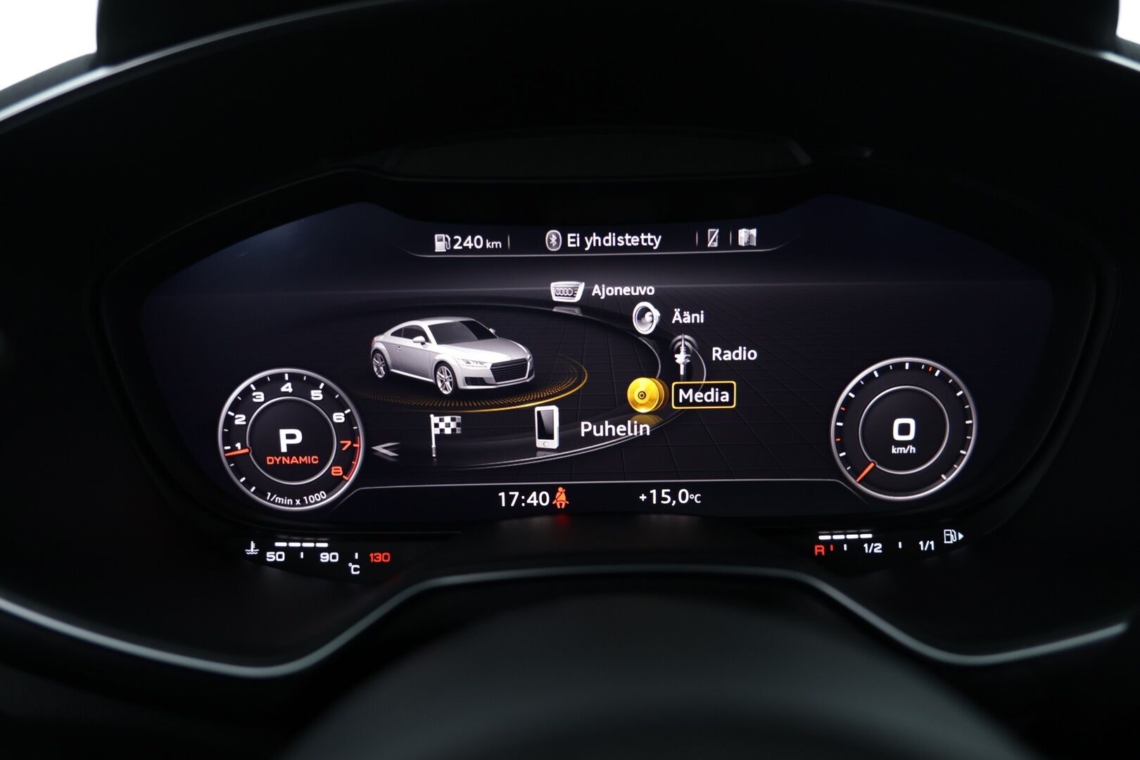 Audi TT 2018 Coupé 1,8 TFSI 132 kW S tronic / Tähtikatto / RS-Look / Custom-ratti / Vakkari - Siisti yksilö! / Hyvin huollettu - HULLUT AVAJAISHULINAT KORKOTARJOUS 3,29 %