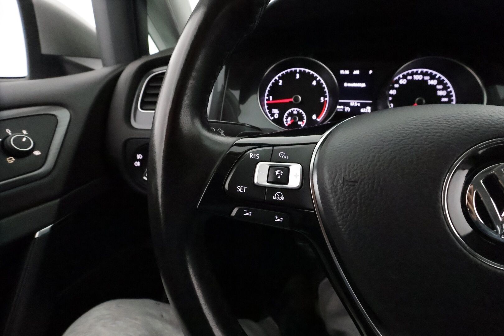 Volkswagen Golf 2018 Variant Comfortline 1,6 TDI 115 hv DSG **Adapt.vakkari / Webasto / LED / TULOSSA