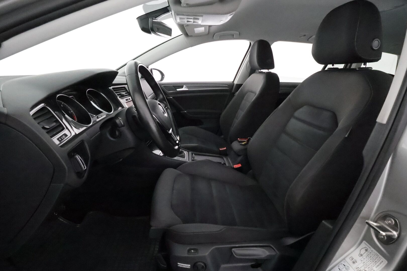 Volkswagen Golf 2018 Variant Comfortline 1,6 TDI 115 hv DSG **Adapt.vakkari / Webasto / LED / TULOSSA
