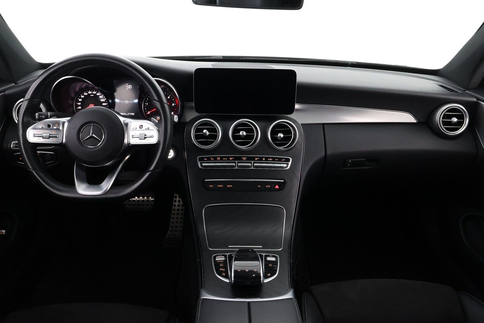 Mercedes-Benz C 2019 220 d 4Matic A Coupé AMG * Webasto / Peruutuskamera / Panoraama / Nahka-Alcantara / Night - Tulossa Myyntiin!