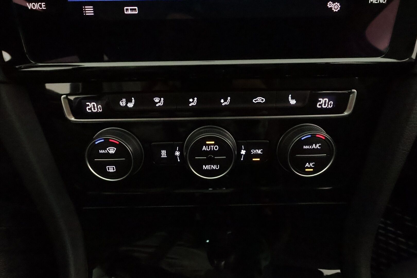 Volkswagen Golf 2019 Variant Highline 1,6 TDI 85 kW DSG **Webasto / Adapt.Vakkari / P.kamera / LED-valot / Navi / Hierova Penkki** - 1-om Suomi-auto / Kahdet Renkaat