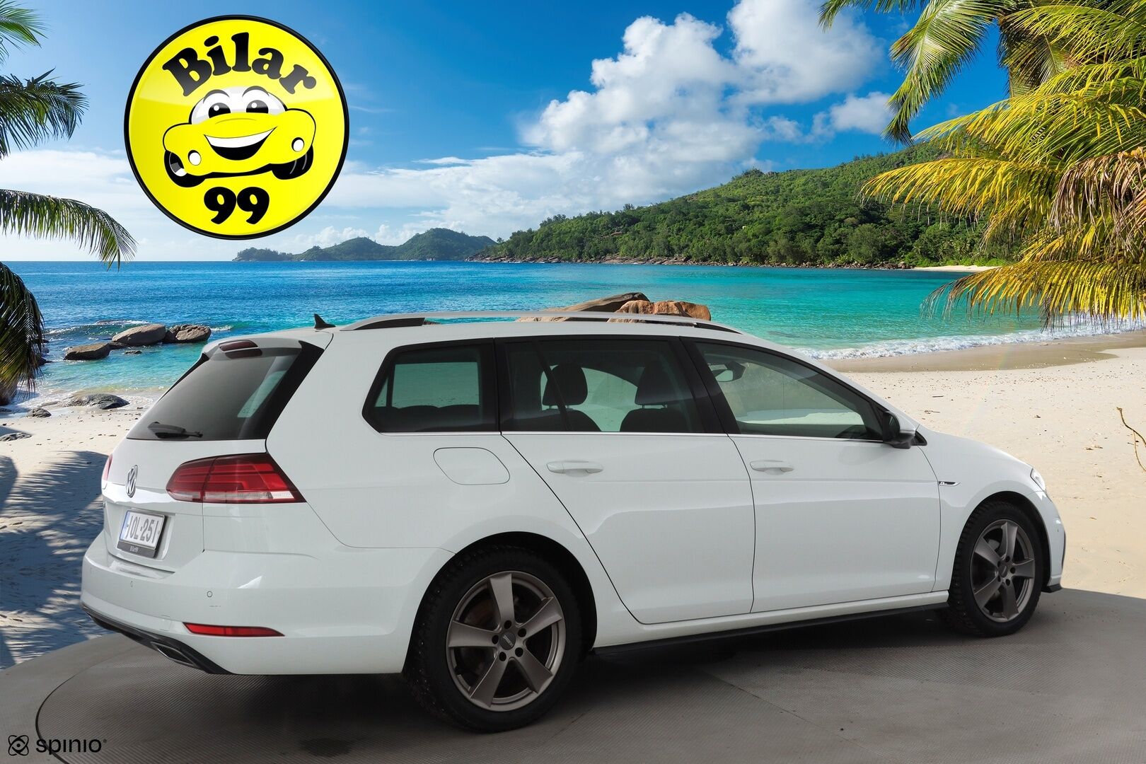 Volkswagen Golf 2019 Variant R-line 1,6 TDI SCR 85 kW DSG * Webasto / ACC / LED / P.Kamera / Digimittaristo / Navi / Keyless * - Suomi-auto / Kahdet renkaat - HULLU BLACKWEEK KORKOTARJOUS 2,49%