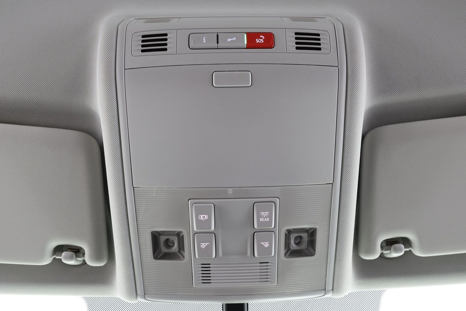 Volkswagen Golf 2019 Variant R-line 1,6 TDI SCR 85 kW DSG * Webasto / ACC / LED / P.Kamera / Digimittaristo / Navi / Keyless * - Suomi-auto / Kahdet renkaat - HULLU BLACKWEEK KORKOTARJOUS 2,49%