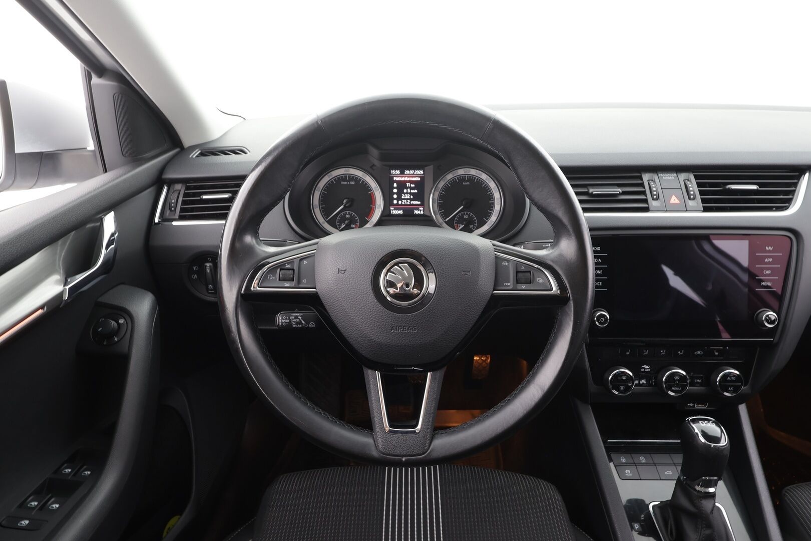 Skoda Octavia 2019 Combi 1,5 TSI Style DSG Autom. - | ACC | Webasto | Koukku | Sporttipenkit | LED | P.kamera | Lane Assist | BSM | Apple & android | Keyless | Sähk. takaluukku | Lämm. tuulilasi | 2x renkaat aluin |