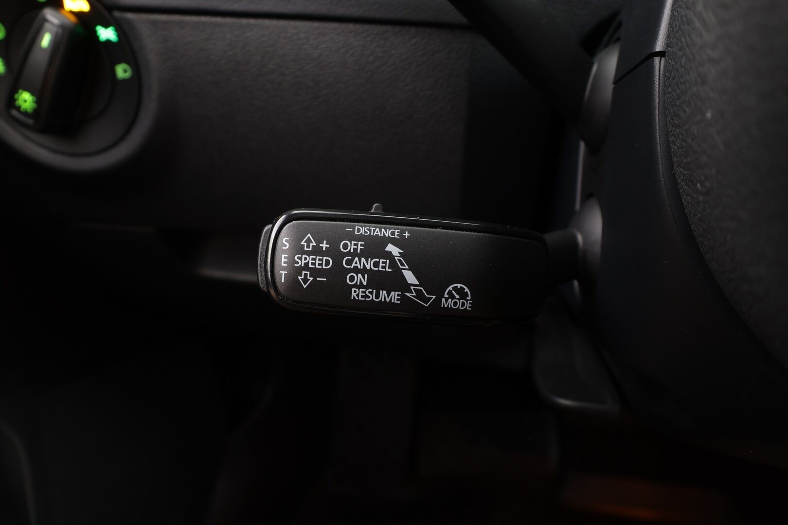 Skoda Octavia 2019 Combi 1,5 TSI Style DSG Autom. - | ACC | Webasto | Koukku | Sporttipenkit | LED | P.kamera | Lane Assist | BSM | Apple & android | Keyless | Sähk. takaluukku | Lämm. tuulilasi | 2x renkaat aluin |