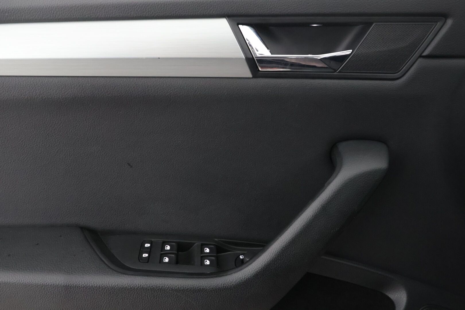 Skoda Superb 2019 Combi 2,0 TDI 190 4x4 Ambition BusinessLine DSG Aut. - Webasto | Muistipenkki | Vetokoukku | BLIS | Suomi-Auto | Tutkat | Sähkökontti | Vakkari | SmartLink | Suomi-auto | - KORKO VAIN 3,99 %
