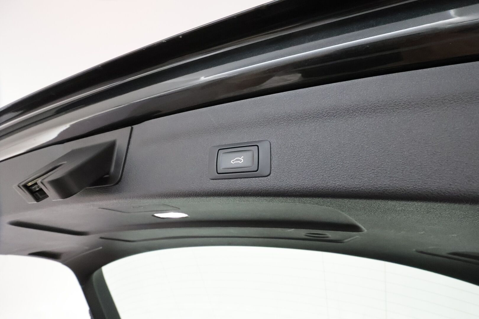 Audi A6 2019 Avant Business Design Launch Edition 45 TDI quattro tiptronic ** Webasto / Koukku / 360° / Matrix-LED / Muistipenkki ** - Suomi-auto / Kahdet Renkaat