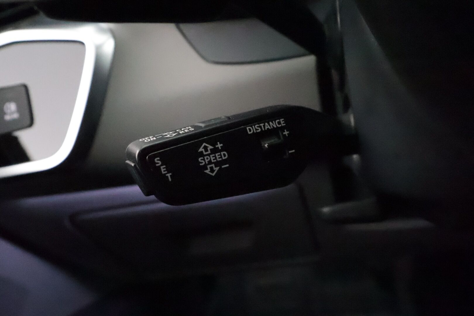 Audi A6 2019 Avant Business Sport Launch Edition 45 TDI quattro tiptronic * Webasto / Koukku / ACC / LED / P.Kamera / Sportpenkit * - Suomi-auto / Kahdet renkaat - HULLUT AVAJAISHULINAT KORKOTARJOUS 3,29 %