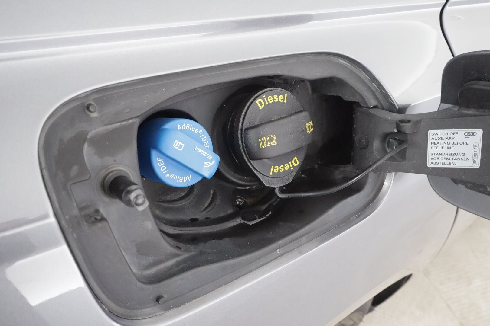 Audi A6 2019 Avant Business Sport Launch Edition 45 TDI quattro tiptronic * Webasto / Koukku / ACC / LED / P.Kamera / Sportpenkit * - Suomi-auto / Kahdet renkaat 