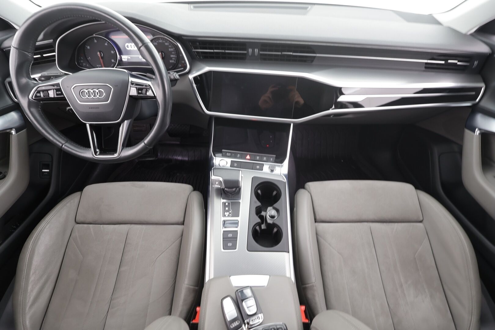 Audi A6 2019 Avant Business Sport Launch Edition 45 TDI quattro tiptronic * Webasto / Koukku / ACC / LED / P.Kamera / Sportpenkit * - Suomi-auto / Kahdet renkaat - HULLUT AVAJAISHULINAT KORKOTARJOUS 3,29 %