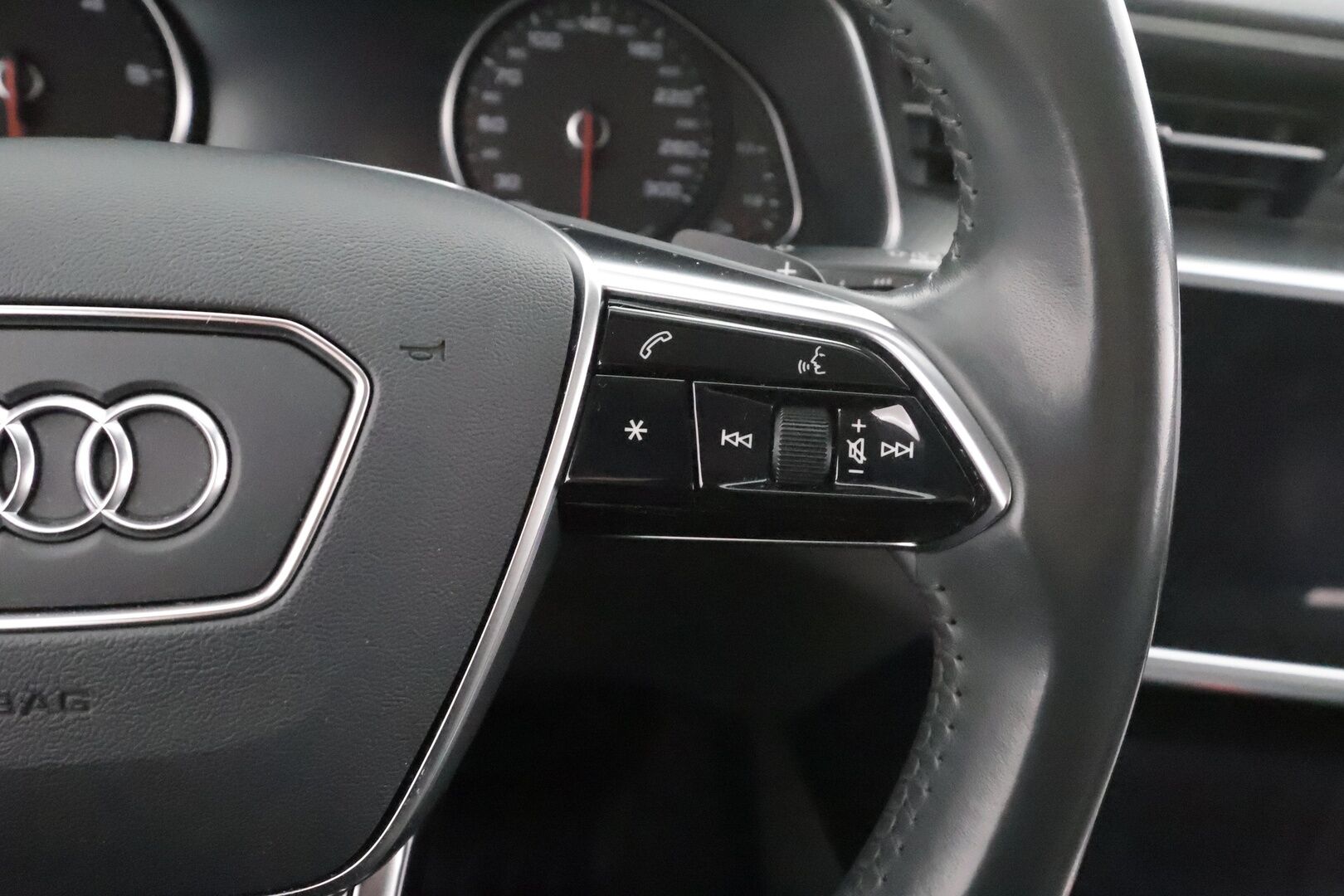 Audi A6 2019 Avant Business Sport Launch Edition 45 TDI quattro tiptronic * Webasto / Koukku / ACC / LED / P.Kamera / Sportpenkit * - Suomi-auto / Kahdet renkaat - HULLUT AVAJAISHULINAT KORKOTARJOUS 3,29 %