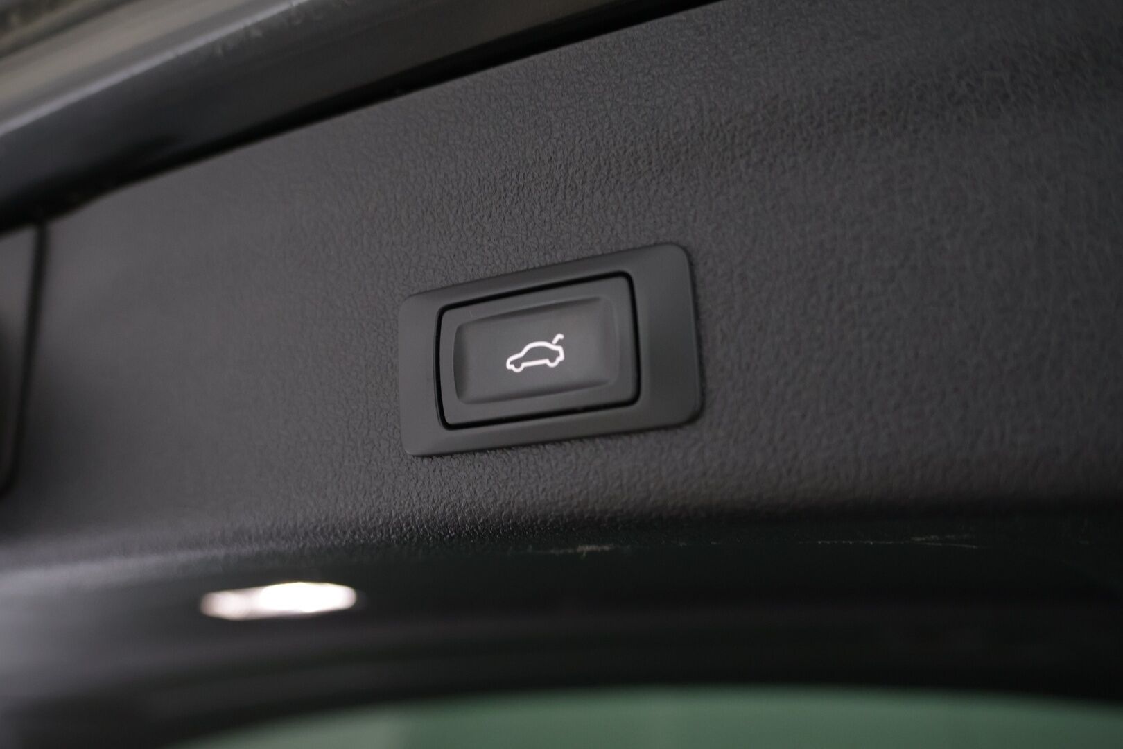 Audi A6 2019 Avant Business Sport Launch Edition 45 TDI quattro tiptronic-autom. ** Bang&Olufsen Premium 3D / 360 kamera / Webasto / Sähk. Koukku / S-Line / - Todella hyvin pidetty yksilö / Runsaasti ja avokätisesti varusteltu / Upea kokonaisuus - HULLUT AVAJAISHULINAT KORKOTARJOUS 3,29 %