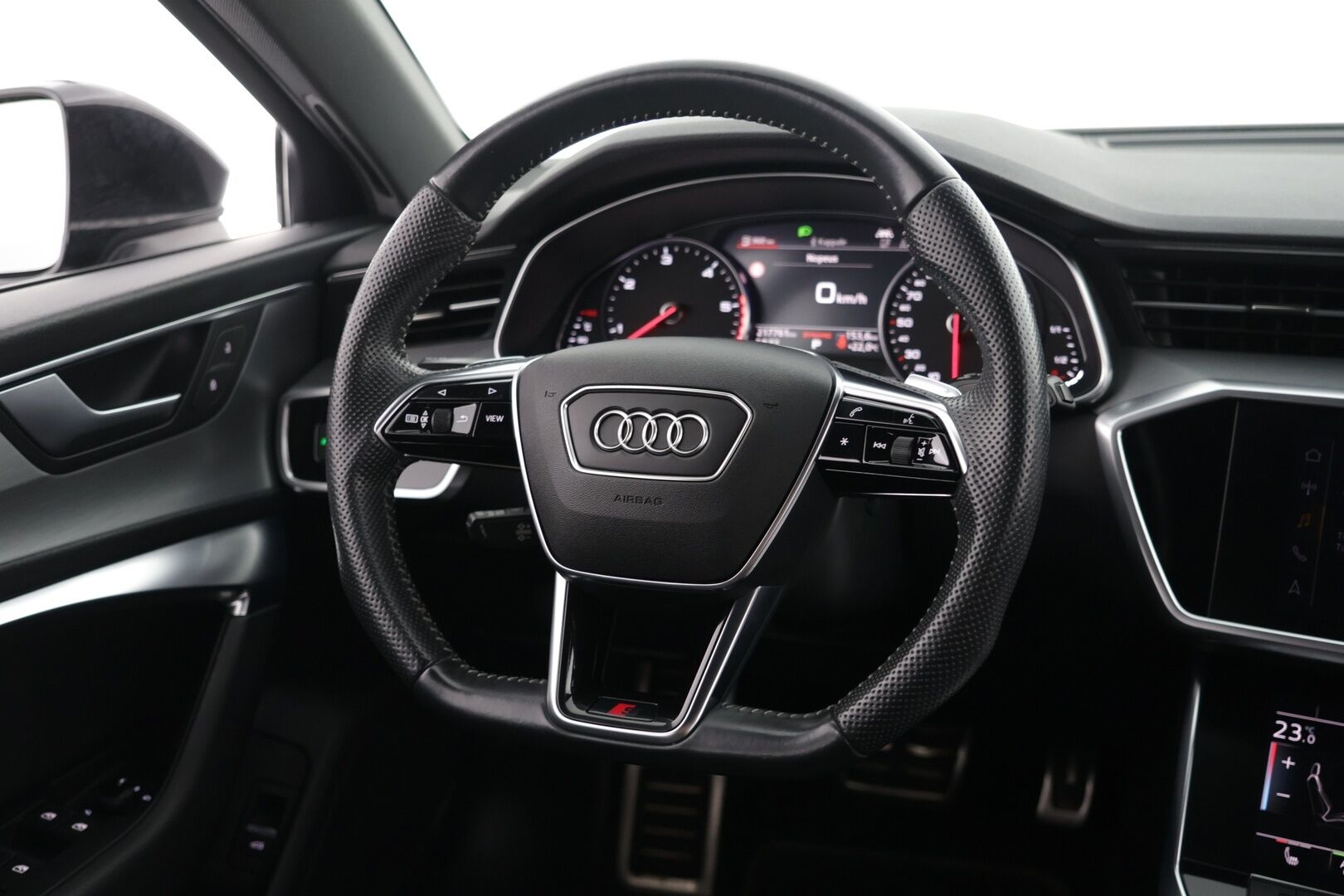 Audi A6 2019 Avant Business Sport Launch Edition 45 TDI quattro tiptronic-autom. ** Bang&Olufsen Premium 3D / 360 kamera / Webasto / Sähk. Koukku / S-Line / - Todella hyvin pidetty yksilö / Runsaasti ja avokätisesti varusteltu / Upea kokonaisuus - HULLUT AVAJAISHULINAT KORKOTARJOUS 3,29 %