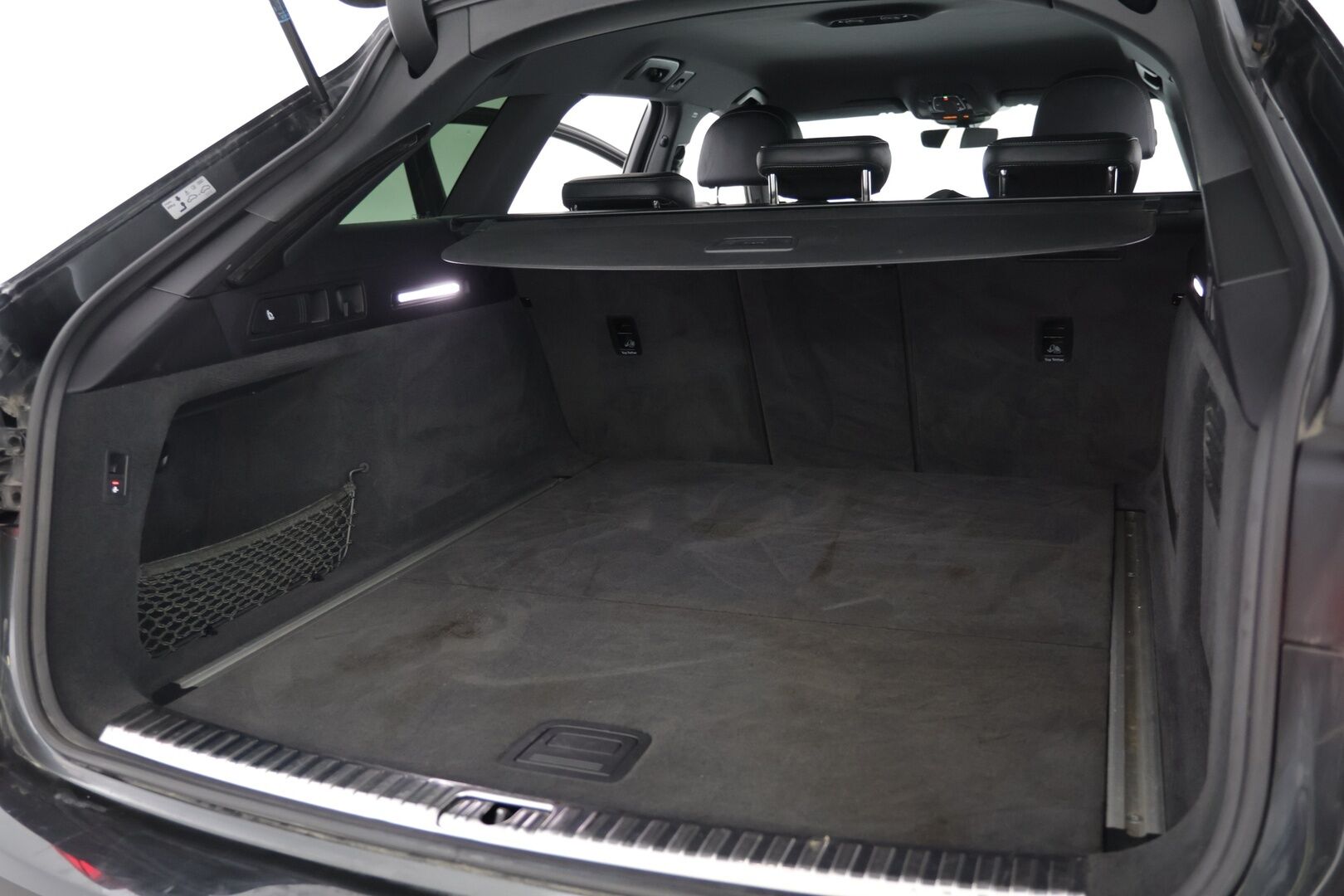 Audi A6 2019 Avant Business Sport Launch Edition 45 TDI quattro tiptronic-autom. ** Bang&Olufsen Premium 3D / 360 kamera / Webasto / Sähk. Koukku / S-Line / - Todella hyvin pidetty yksilö / Runsaasti ja avokätisesti varusteltu / Upea kokonaisuus - HULLUT AVAJAISHULINAT KORKOTARJOUS 3,29 %