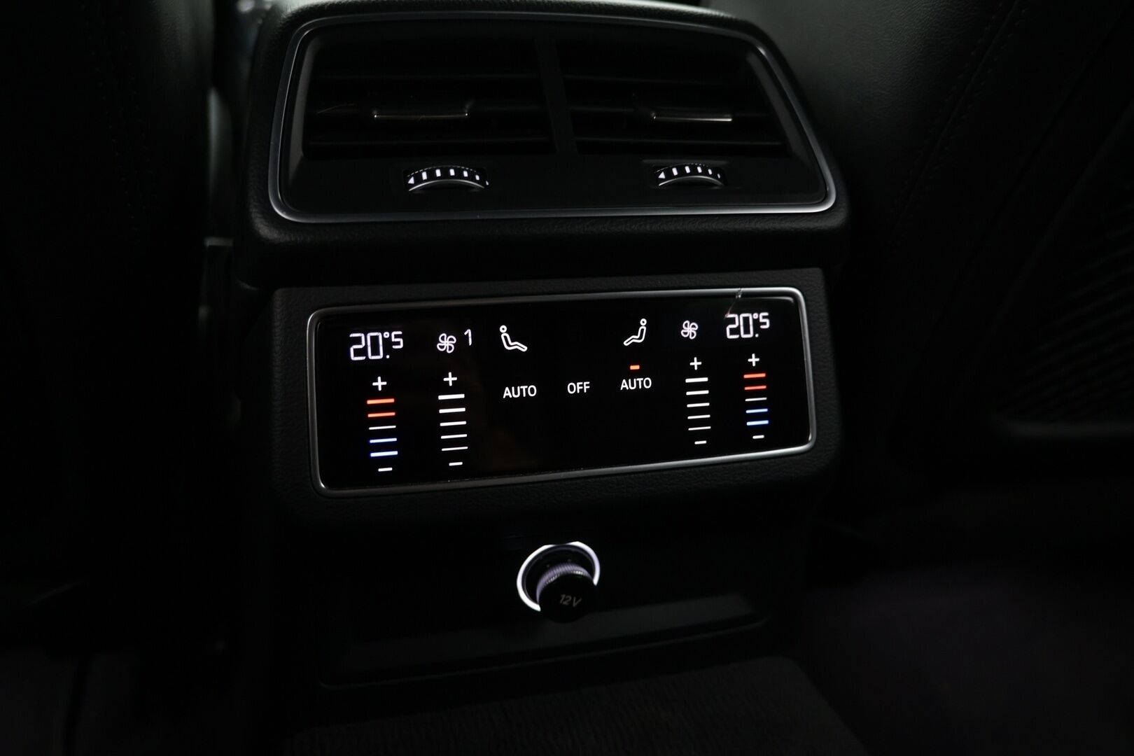 Audi A6 2019 Avant Business Sport Launch Edition 45 TDI quattro tiptronic-autom. ** Bang&Olufsen Premium 3D / 360 kamera / Webasto / Sähk. Koukku / S-Line / - Todella hyvin pidetty yksilö / Runsaasti ja avokätisesti varusteltu / Upea kokonaisuus - HULLUT AVAJAISHULINAT KORKOTARJOUS 3,29 %