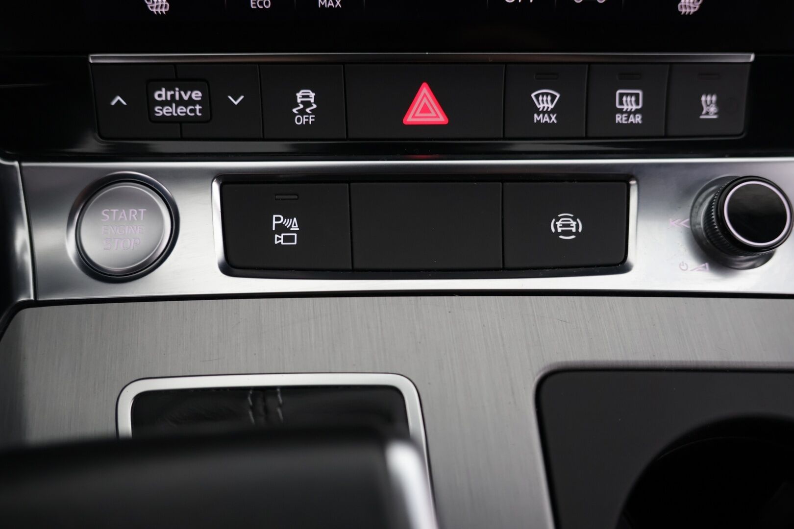 Audi A6 2019 Avant Business Sport Launch Edition 45 TDI quattro tiptronic-autom. ** Bang&Olufsen Premium 3D / 360 kamera / Webasto / Sähk. Koukku / S-Line / - Todella hyvin pidetty yksilö / Runsaasti ja avokätisesti varusteltu / Upea kokonaisuus - HULLUT AVAJAISHULINAT KORKOTARJOUS 3,29 %