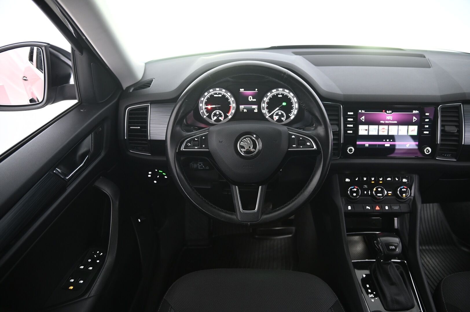 Skoda Kodiaq 2019 2,0 TDI 150 Ambition DSG Autom. - Adapt vakkari | Canton | Pa*lämmitin | Avaimeton kulku | Hands free takaluukku | SmartLink | Suomi-auto | 2x Uudet renkaat