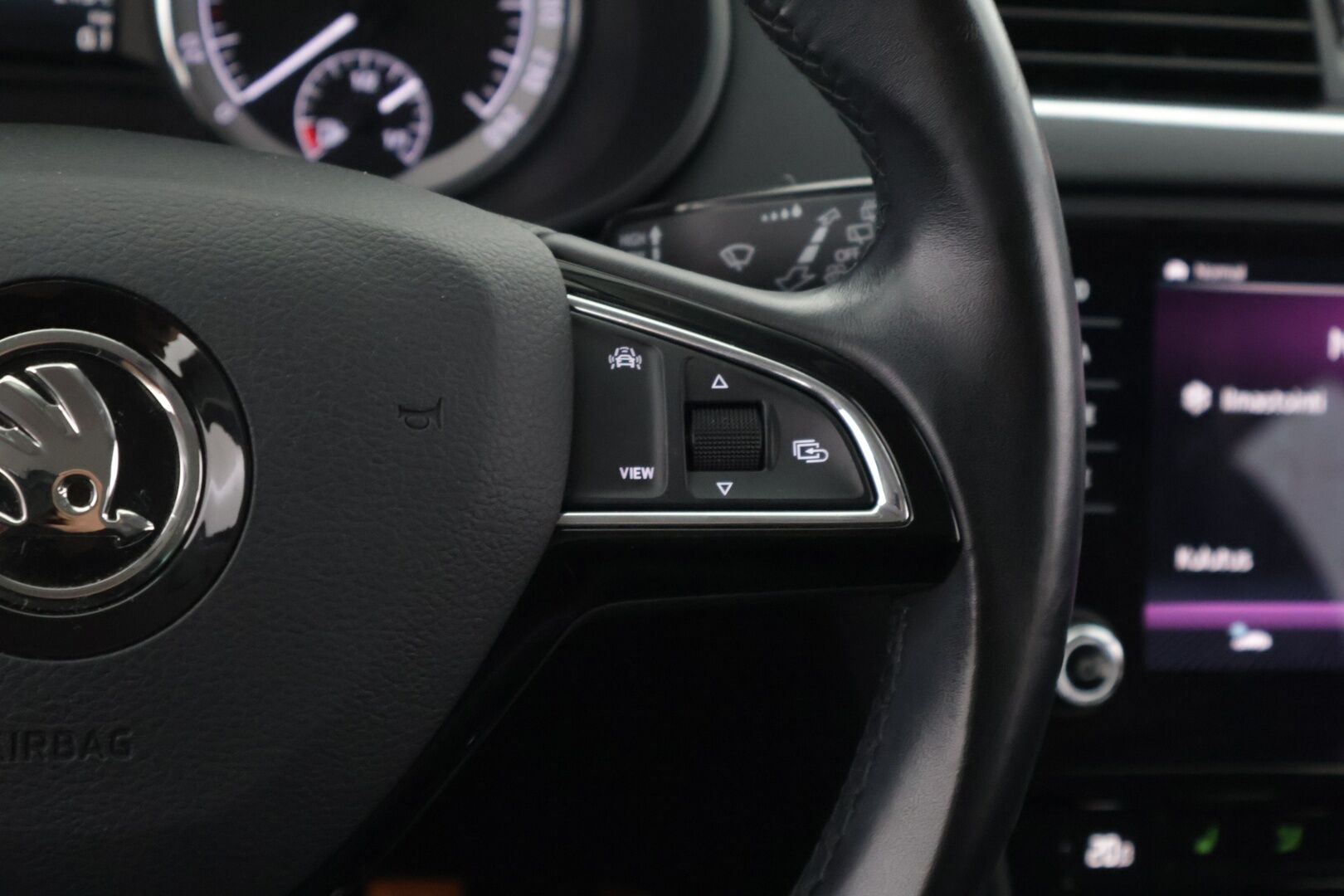 Skoda Octavia 2019 Combi 2,0 TDI 150 Style DSG Autom * Koukku / Adapt vakkari / Ambient * - Jakohihna juuri vaihdettu / Suomi-auto / Vetokoukku