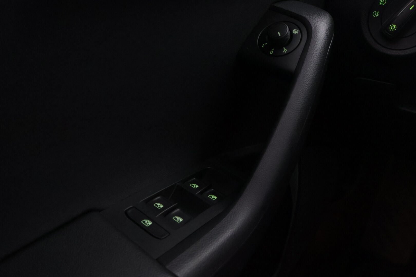 Skoda Octavia 2019 Combi 2,0 TDI 150 Style DSG Autom * Koukku / Adapt vakkari / Ambient * - Jakohihna juuri vaihdettu / Suomi-auto / Vetokoukku