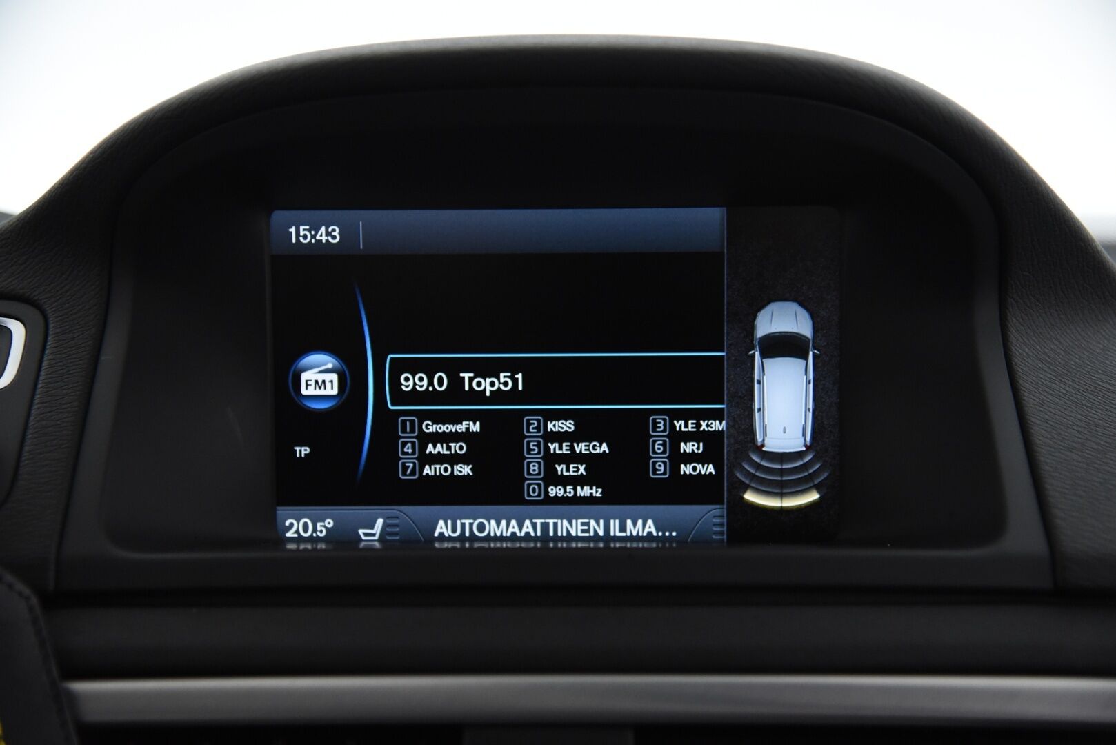 Volvo V70 2014 D4 Momentum aut / Vakkari / Webasto / Koukku / Facelift / Puolinahat / - 5-syl. / Näyttö / 2x renkaat&vanteet / Hyvä historia!