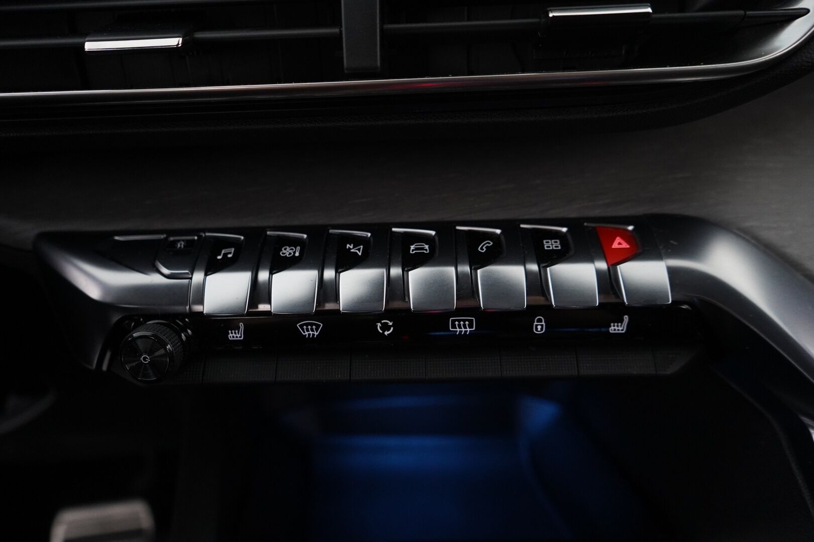 Peugeot 5008 2018 GT BlueHDi 180 EAT8-automaatti  *360-kamera / Blis / Digimittaristo / Ambient / Lohko / Keyless* - Suomi-auto / GT-Line / 7-Paikkainen / Kahdet alumiinivanteet / Myydään juuri huollettuna