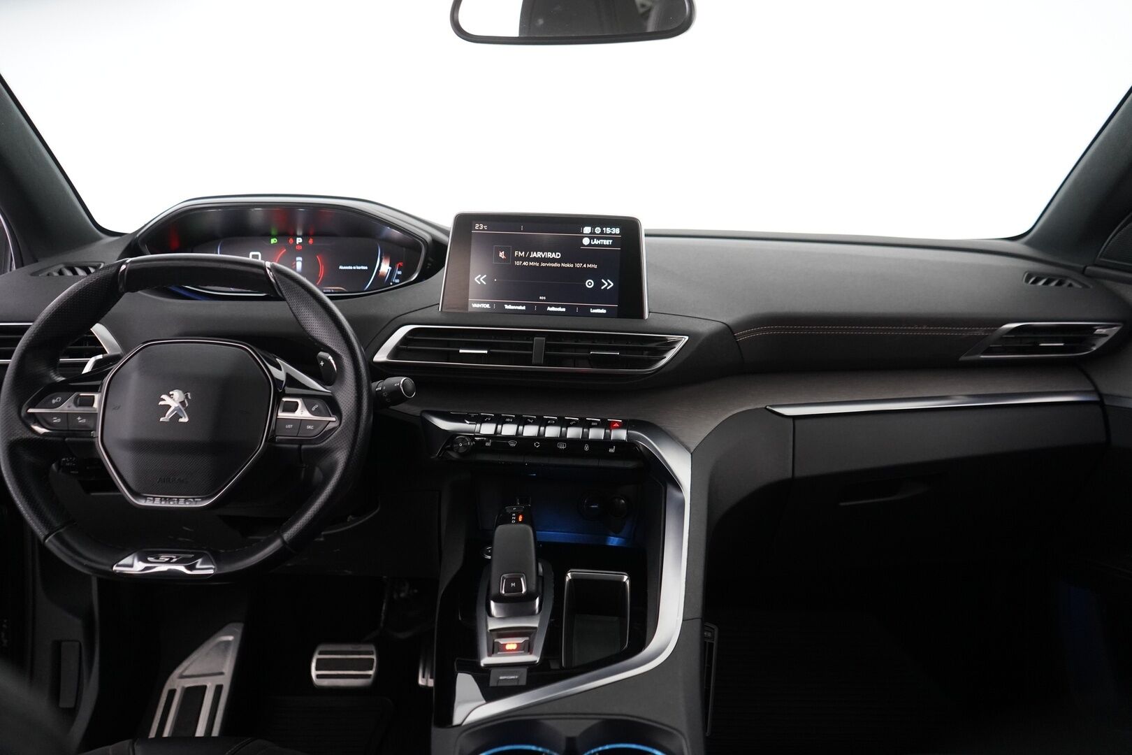 Peugeot 5008 2018 GT BlueHDi 180 EAT8-automaatti  *360-kamera / Blis / Digimittaristo / Ambient / Lohko / Keyless* - Suomi-auto / GT-Line / 7-Paikkainen / Kahdet alumiinivanteet / Myydään juuri huollettuna