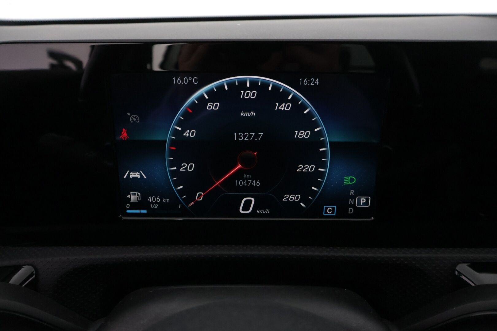 Mercedes-Benz A 2019 180 d A Business AMG *Suomi-auto / Vakkari / P.kamera / LED High performance / Lohkolämmitin / Koukku* - *2x Renkaat & Vanteet / Digimittaristo / Kaistavahti / Puolnahka sport-penkit* - HULLUT AVAJAISHULINAT KORKOTARJOUS 3,29 %