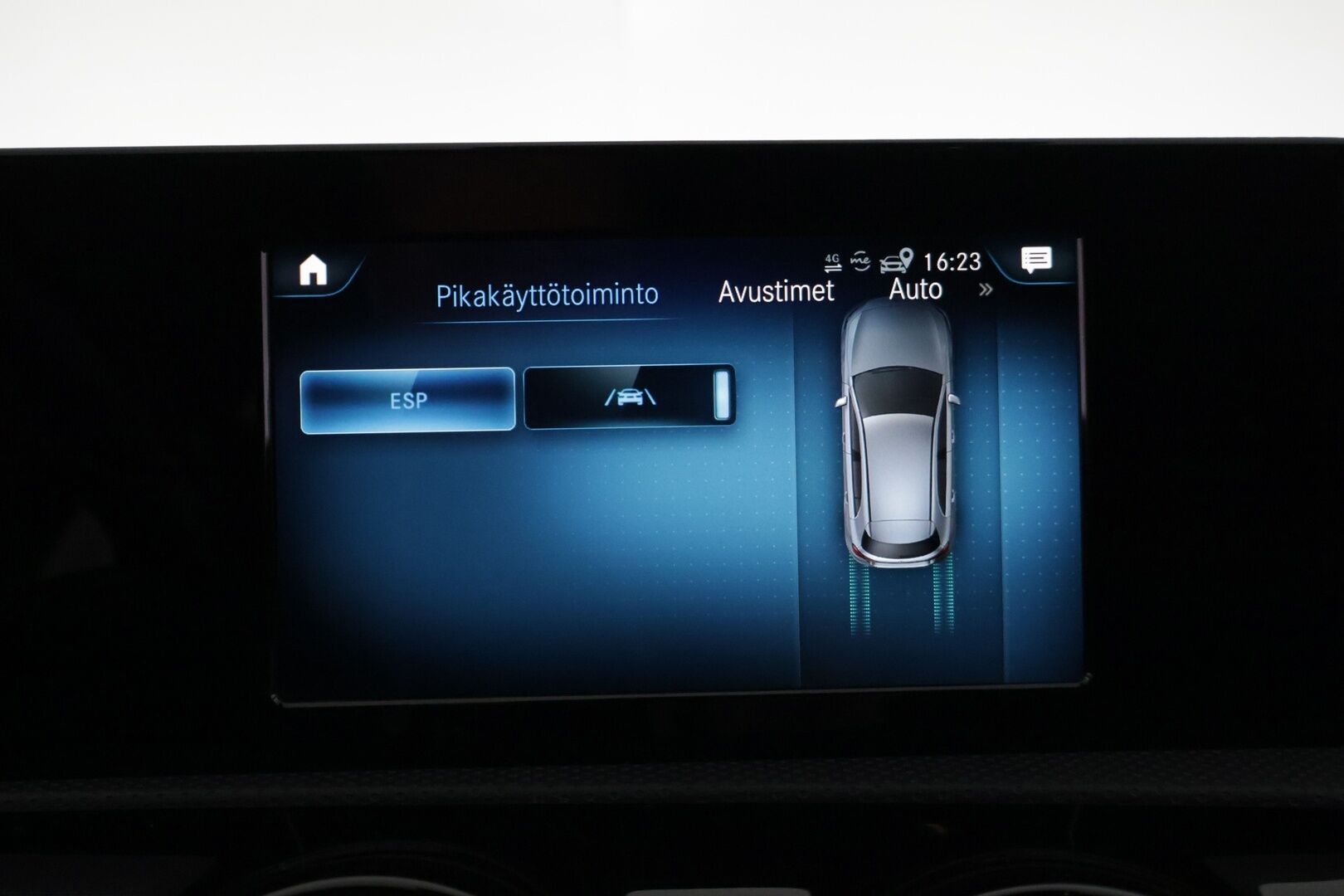 Mercedes-Benz A 2019 180 d A Business AMG *Suomi-auto / Vakionopeudensäädin / Peruutuskamera / LED High performance-ajovalot / Lohkolämmitin sisäpuhaltimella / Koukku* - *2x Renkaat & Vanteet / Digimittaristo / Kaistavahti / Puolnahka sport-penkit*